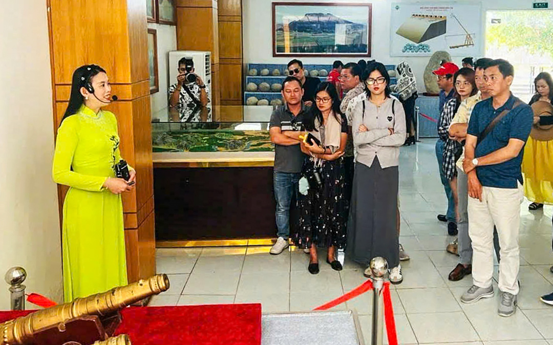 Miễn phí tham quan di sản Thành nhà Hồ dịp Tết Ất Tỵ 2025 - Ảnh 1. Miễn phí tham quan Di sản Thành nhà Hồ dịp Tết Ất Tỵ 2025 - Ảnh 1.