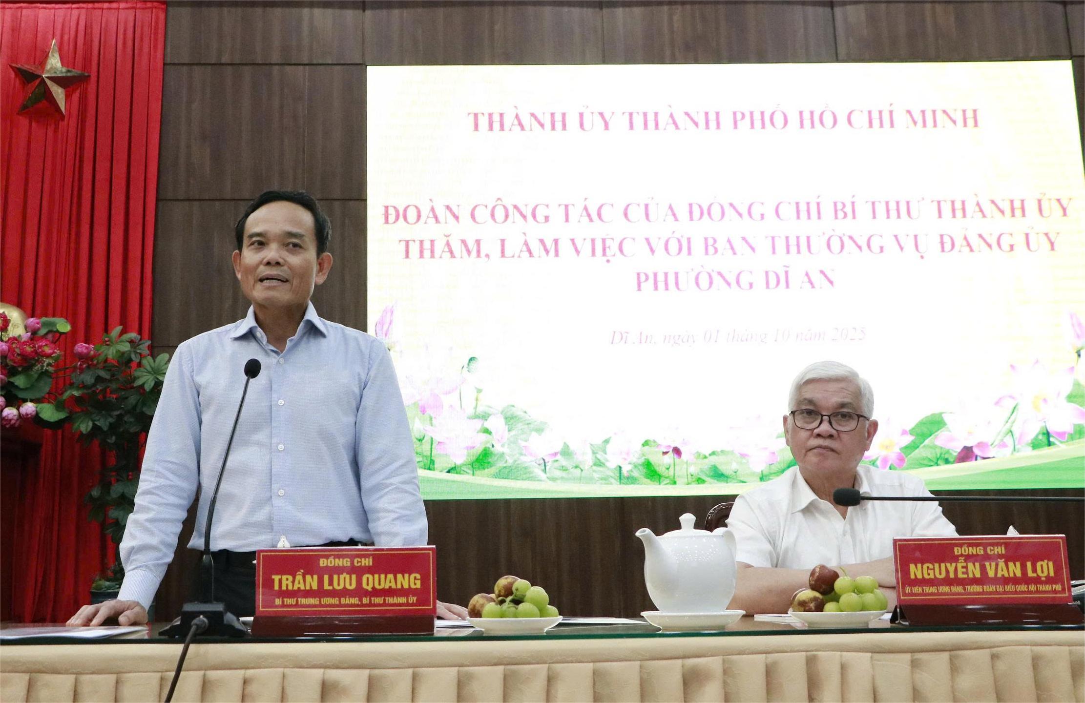 លេខាបក្សទីក្រុងហូជីមិញ លោក Tran Luu Quang៖ នឹងបង្កើនបុគ្គលិក និងសាលារៀនសម្រាប់វួដ Di An - រូបថត ១. Bí thư TP.HCM Trần Lưu Quang: Sẽ tăng cường cán bộ, trường lớp cho phường Dĩ An - Ảnh 1.