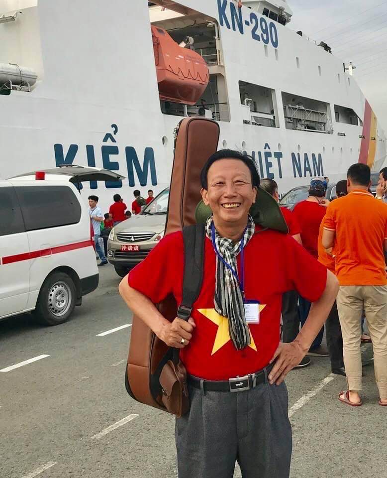 Tạ Minh Tâm, Mỹ Uyên, Quốc Đại tiếc thương nhạc sĩ tài hoa Thế Hiển - Ảnh 8. Tiếc thương nhạc sĩ Thế Hiển: Nhánh lan rừng sẽ luôn nở thật lung linh anh ơi! - Ảnh 8.