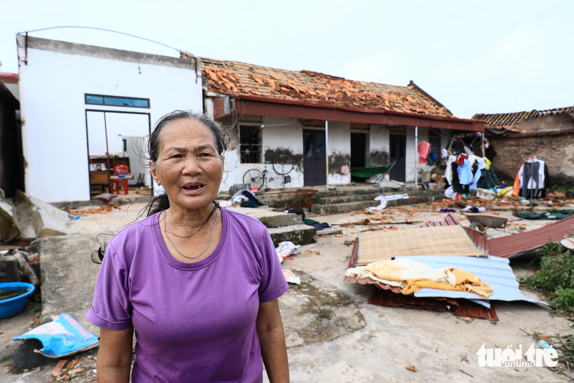 Tình người sau cơn lốc xoáy - Ảnh 9.