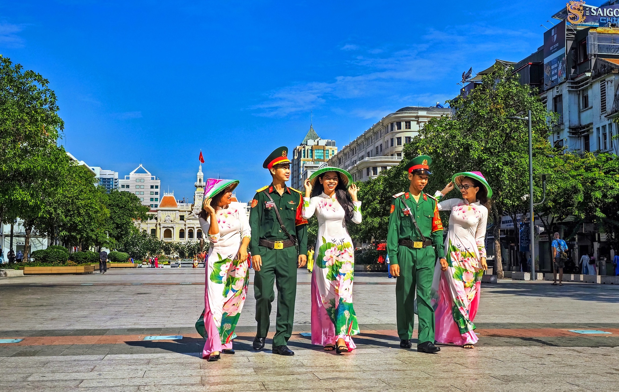 Cuộc sống muôn màu qua góc nhìn nhiếp ảnh của người cao tuổi - Ảnh 8.