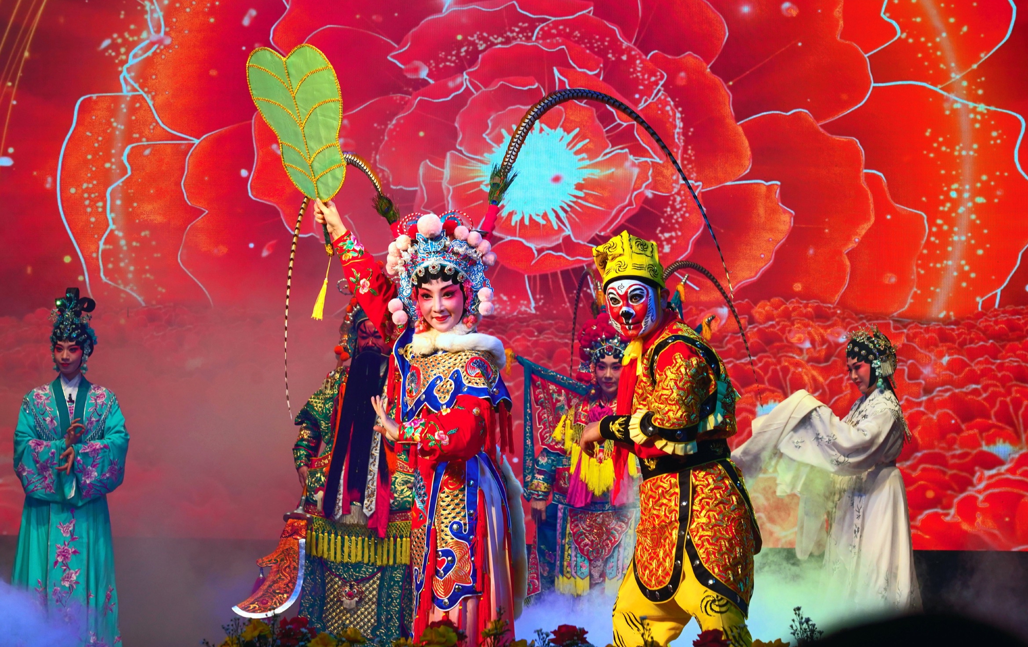 Cuộc sống muôn màu qua góc nhìn nhiếp ảnh của người cao tuổi - Ảnh 12.