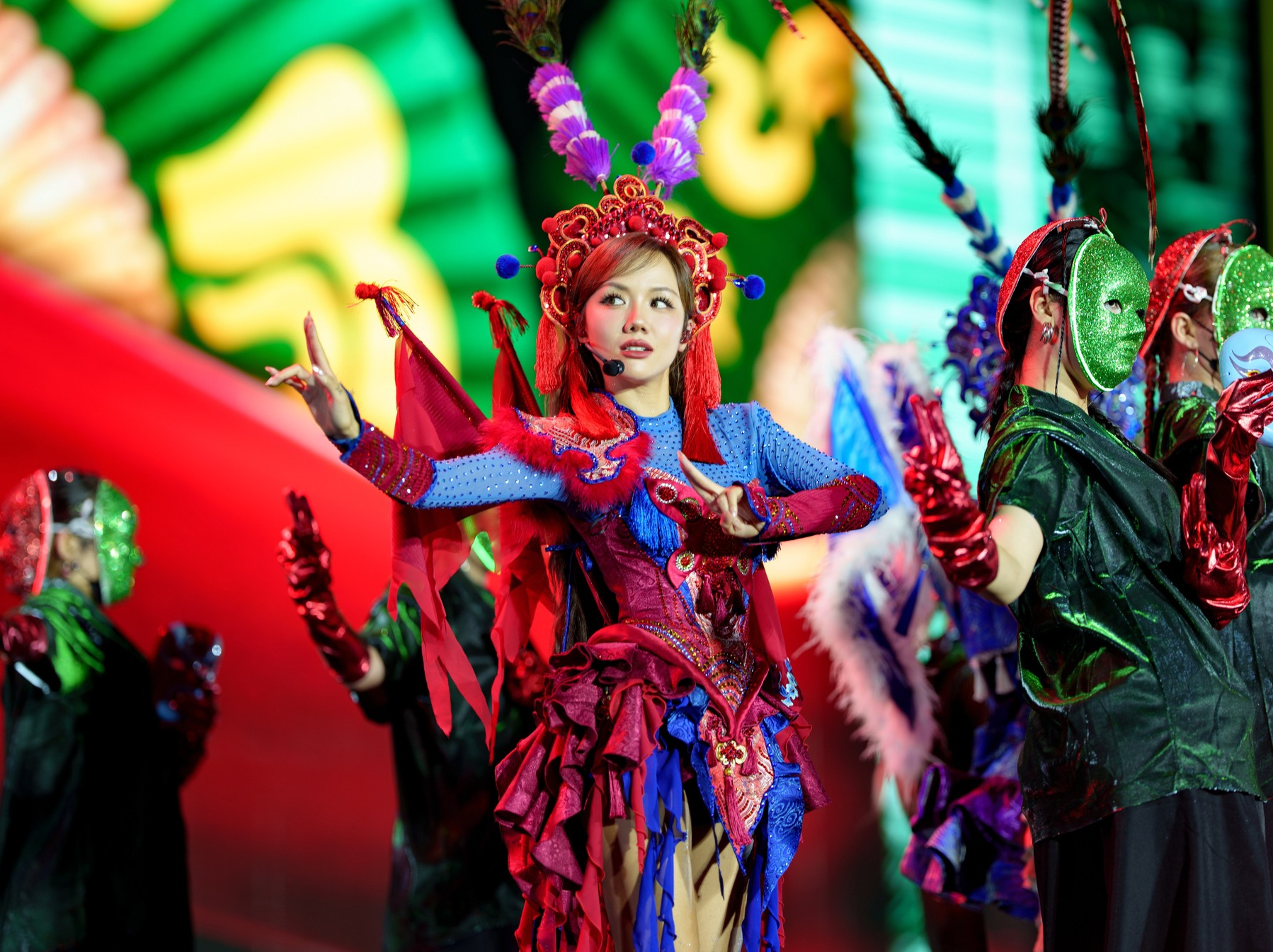 Phương Mỹ Chi ảnh hưởng nhất, các concert quốc gia thống trị bảng xếp hạng tháng 8 - Ảnh 6.