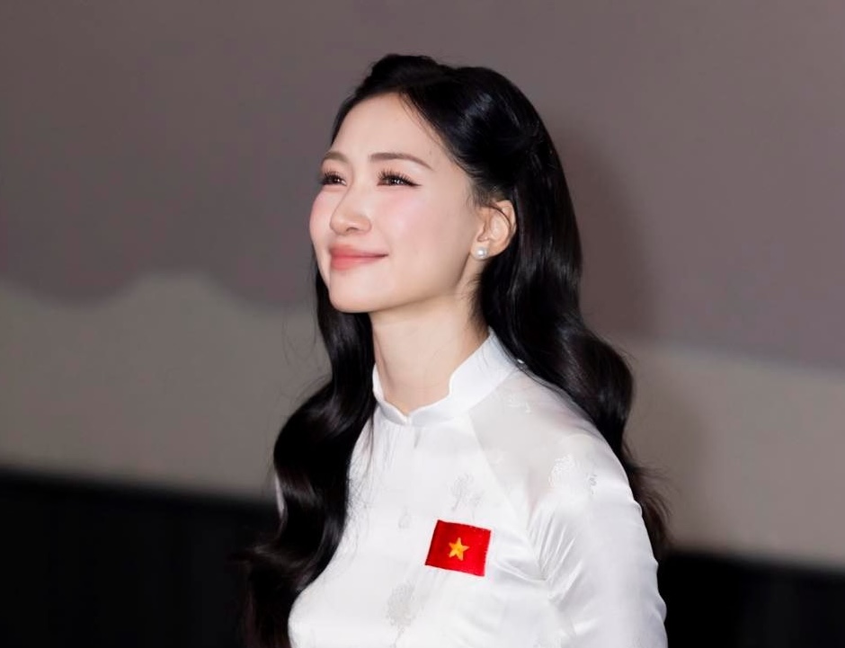 Hòa Minzy góp 300 triệu, các nghệ sĩ đã quyên hơn 3 tỉ giúp bà con gặp bão Bualoi - Ảnh 1.