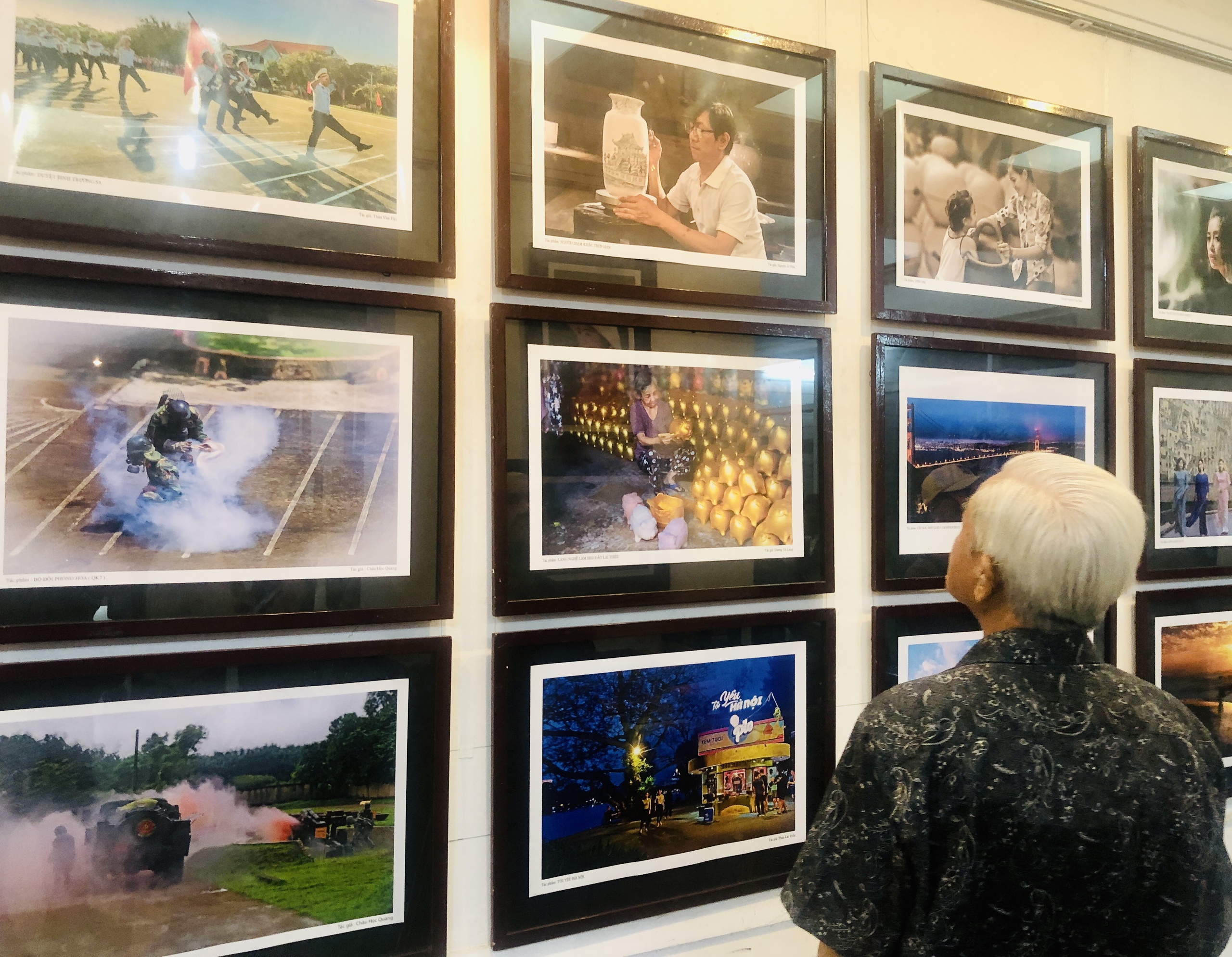 Cuộc sống muôn màu qua góc nhìn nhiếp ảnh của người cao tuổi - Ảnh 1.