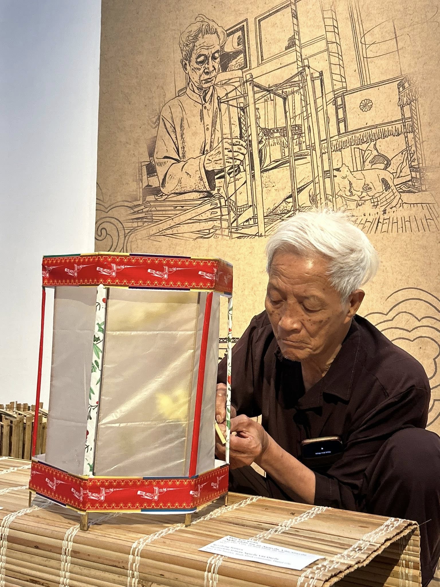 អ្វីដែល 'ក្តៅ' បុណ្យពាក់កណ្ដាលសរទរដូវនេះនៅសារមន្ទីរជនជាតិវៀតណាម - រូបថត ៣. Trung thu này có gì ‘hot’ tại Bảo tàng Dân tộc học Việt Nam - Ảnh 3.