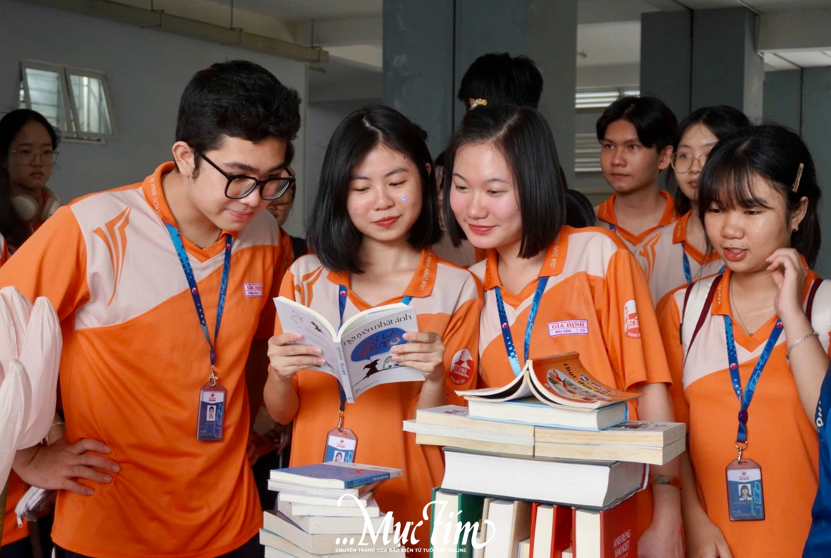 Giờ ra chơi rộn ràng cùng văn học và sách của học trò Trường THPT Gia Định- Ảnh 10.