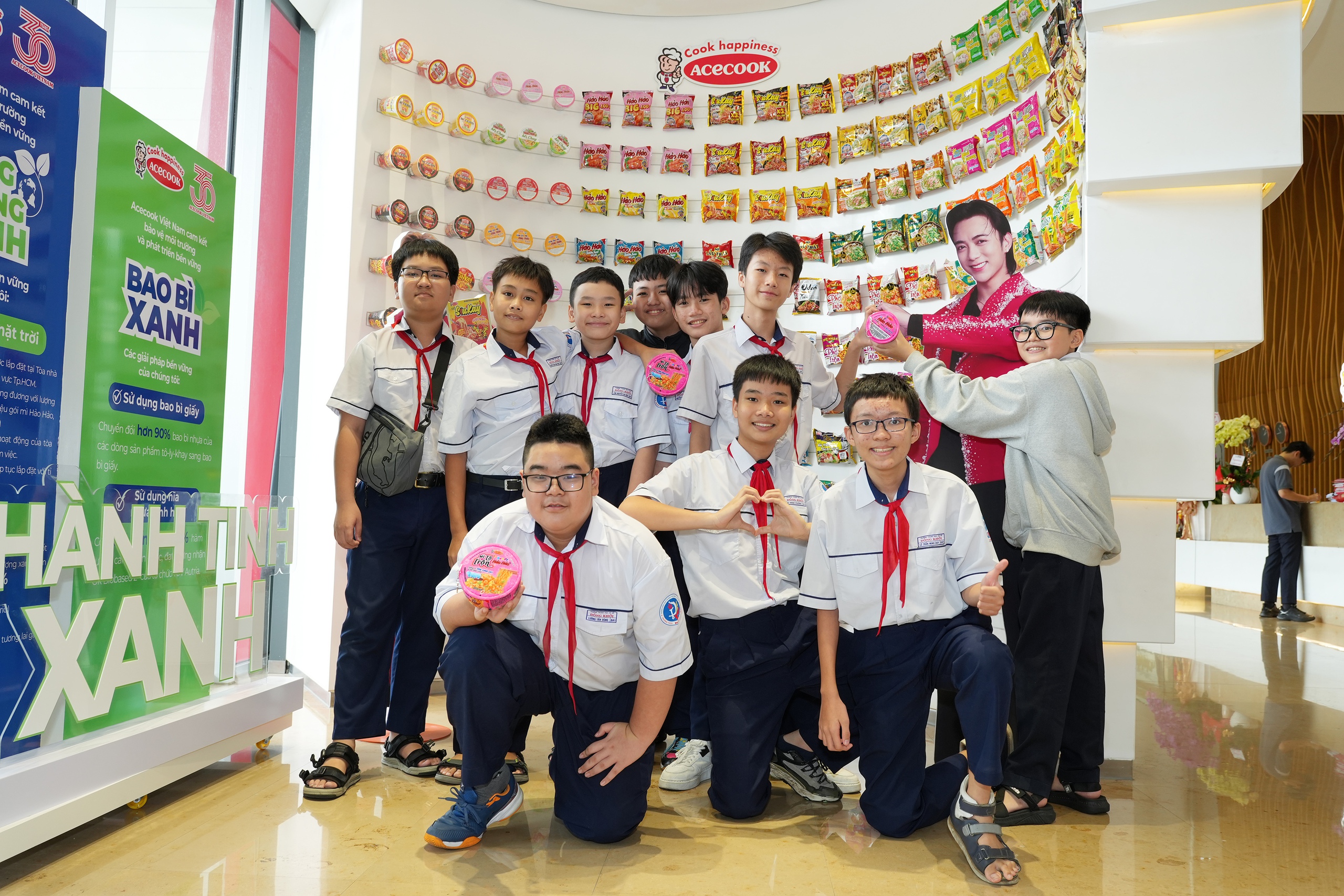 Trải nghiệm thực tế nhà máy Acecook: vừa học vừa chơi- Ảnh 3. Trải nghiệm thực tế nhà máy Acecook: vừa học vừa chơi - Ảnh 3.