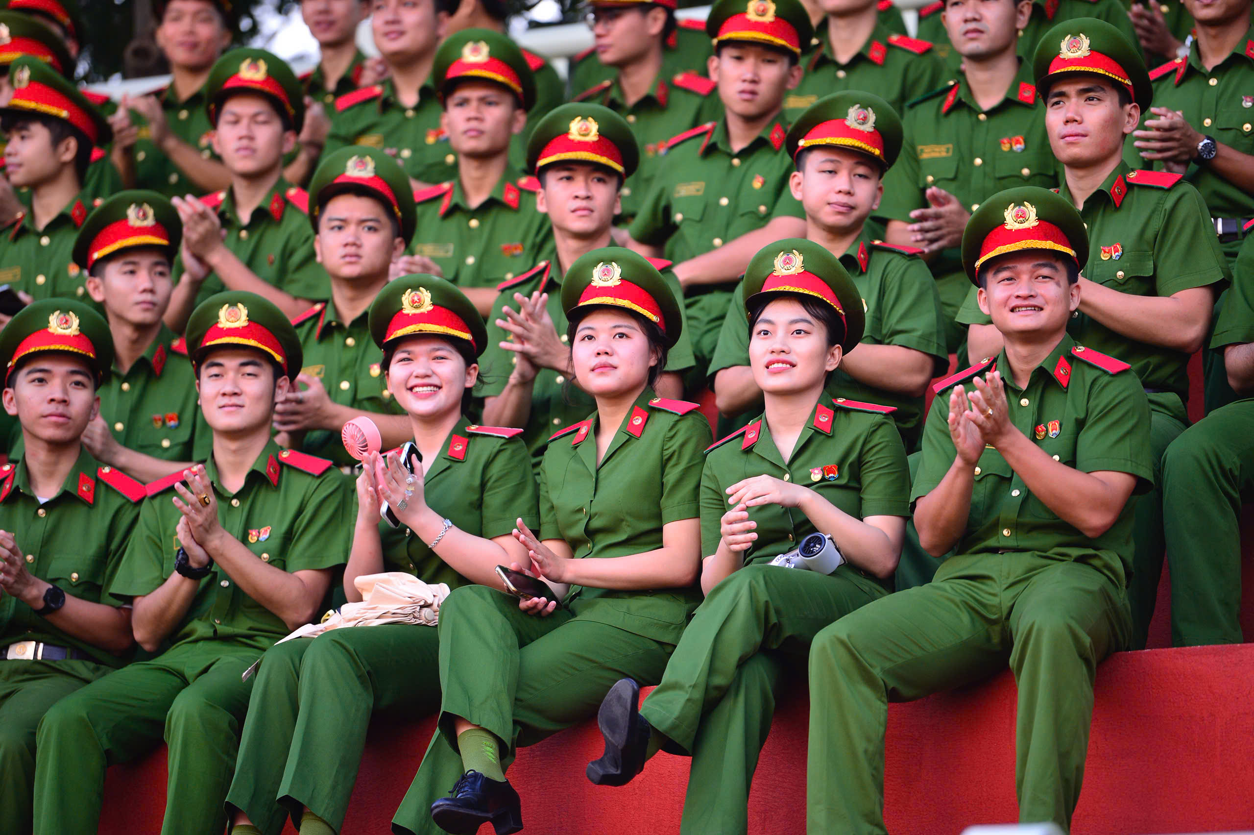 Vòng loại phía Nam Giải bóng đá công nhân, viên chức Việt Nam 2025 khai mạc tưng bừng - Ảnh 15.