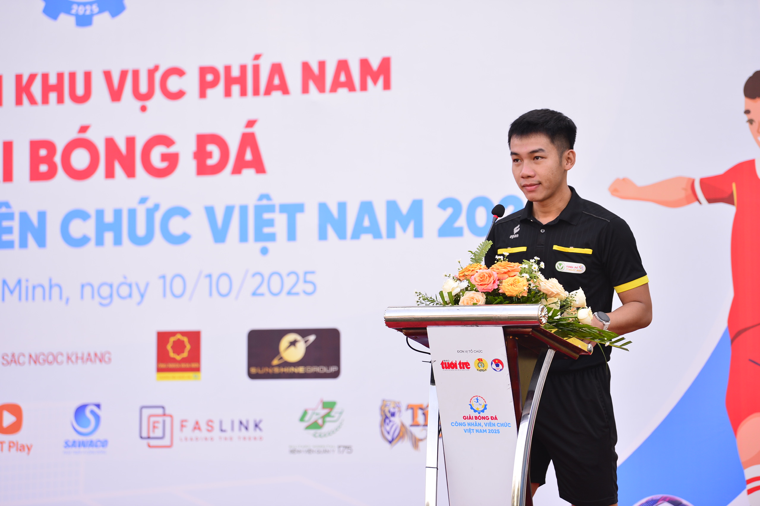 bóng đá công nhân - Ảnh 6.