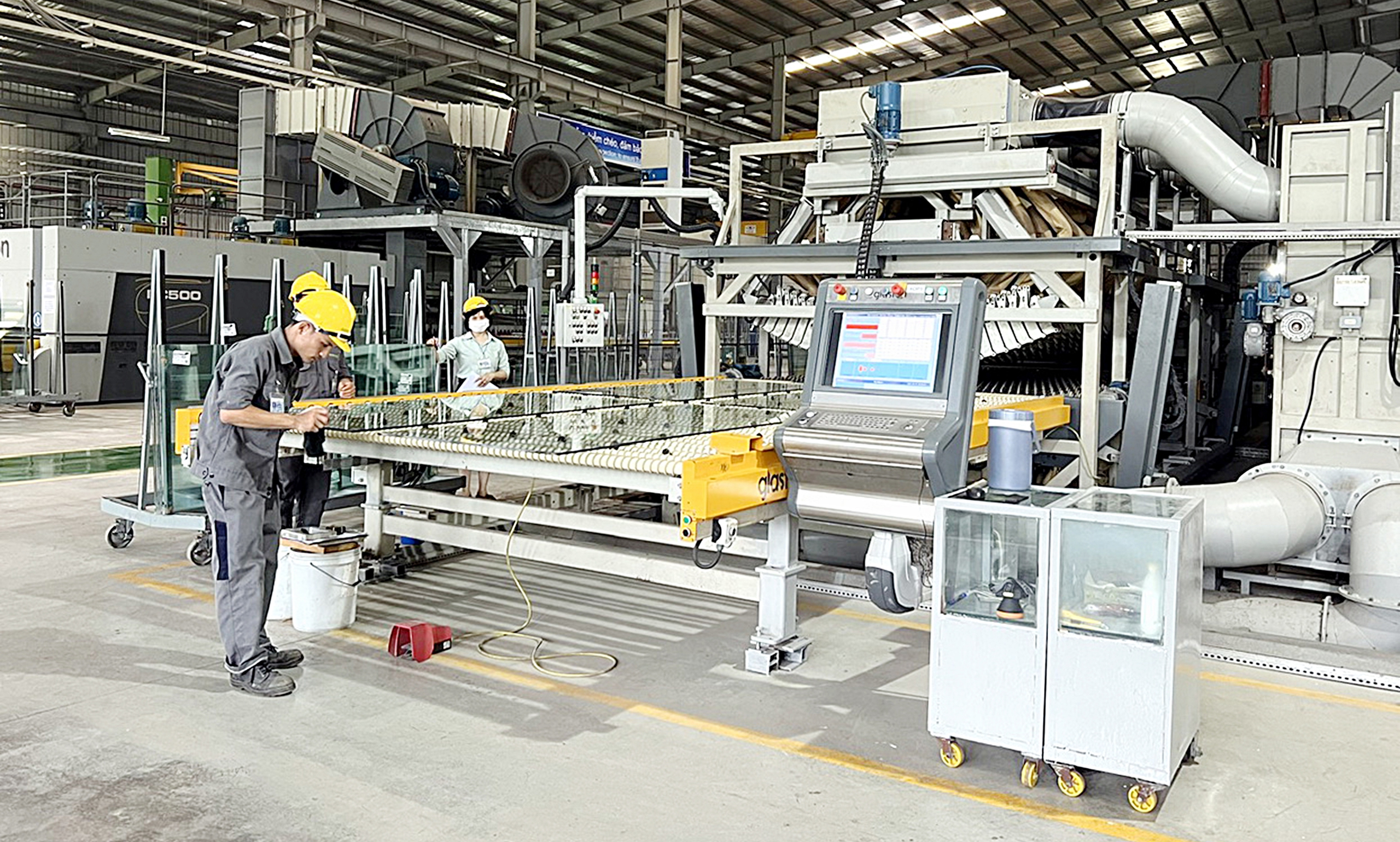 Gỡ vướng mắc thể chế, khơi thông nguồn lực - Kỳ 1: Những quy định 'đốt' tiền doanh nghiệp - Ảnh 1. thể chế - Ảnh 1.