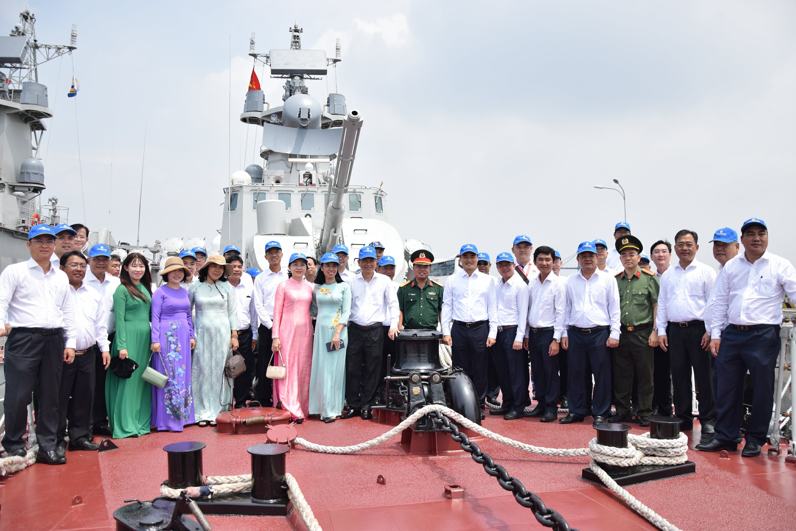 Đại biểu - Ảnh 1.