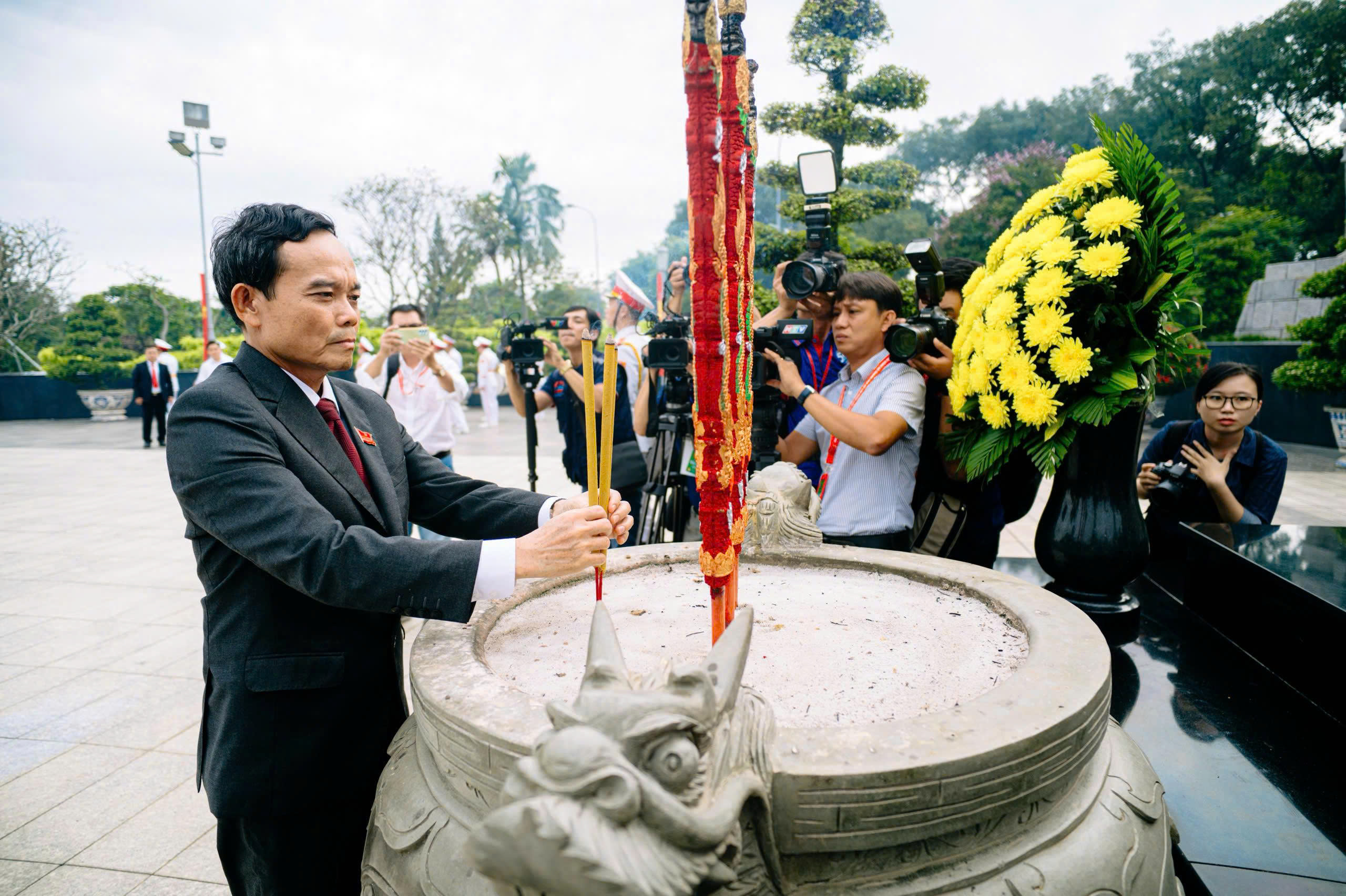 Đảng bộ TP.HCM - Ảnh 9.