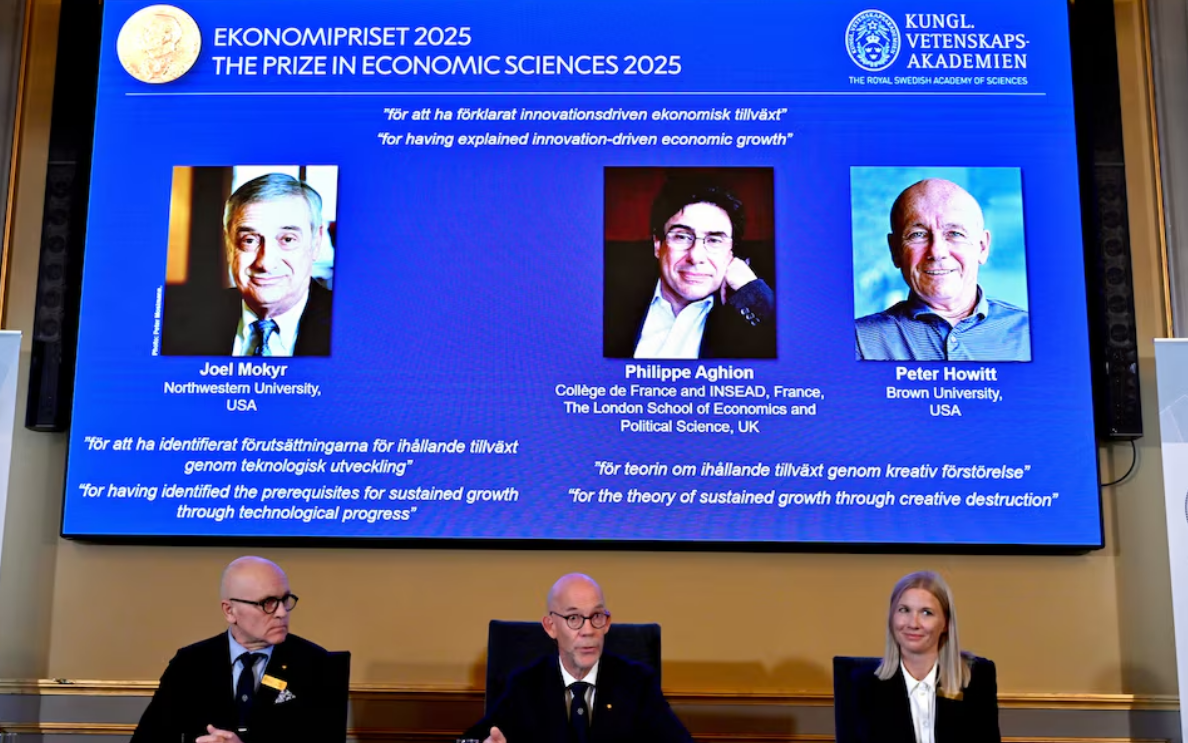 2025 Nobel prize in economics opens wider path for Vietnam’s future development
- Ảnh 1.