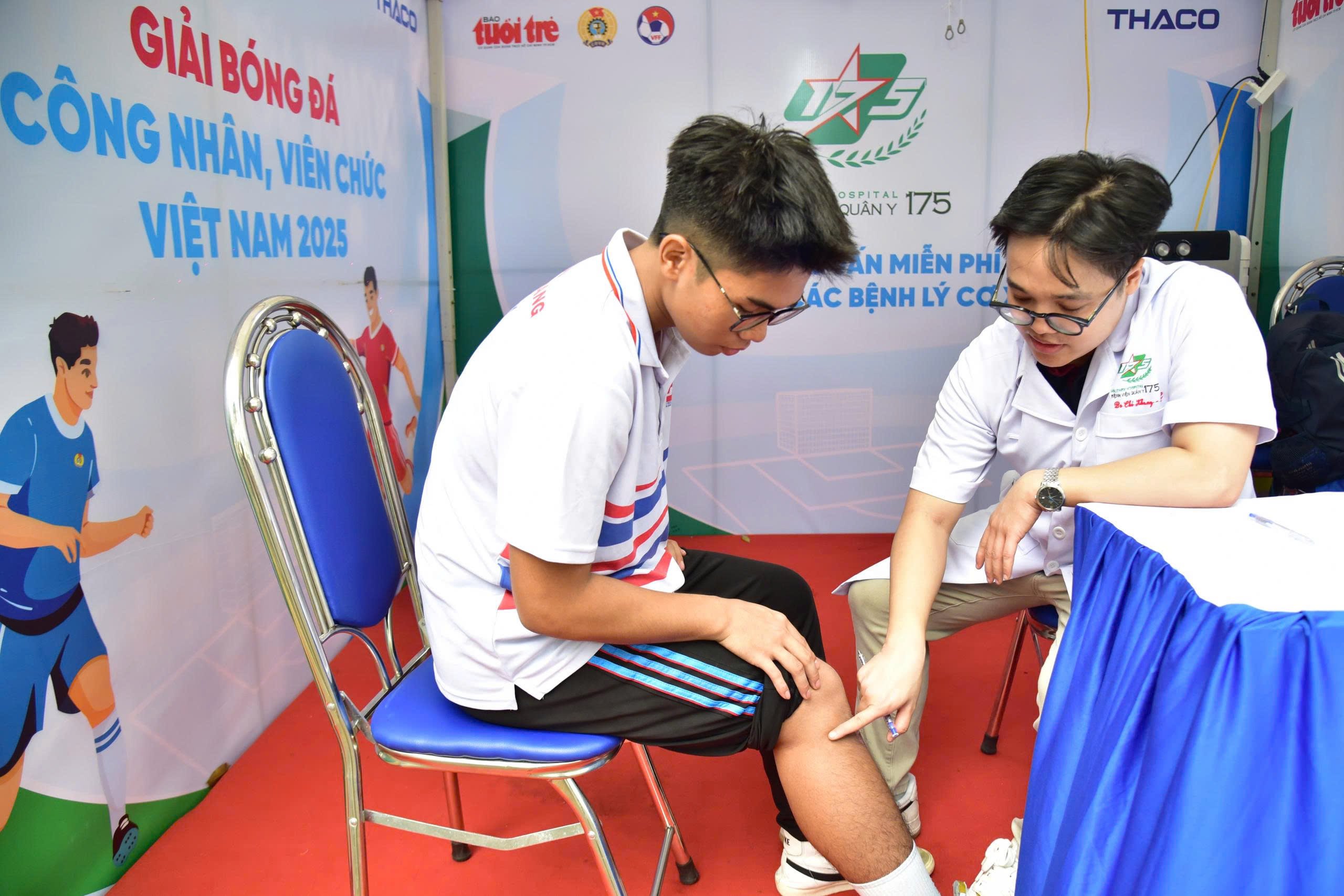 Dân đá bóng làm sao tránh chấn thương rách cơ đùi? - Ảnh 4.