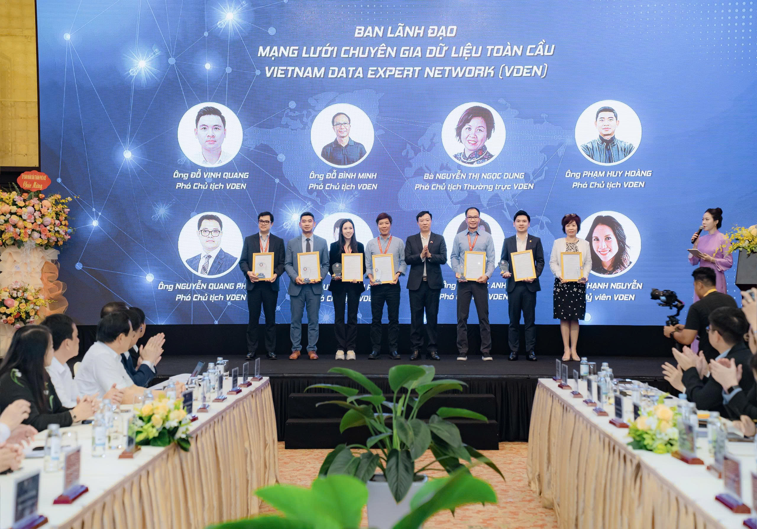DỮ LIỆU - Ảnh 1.