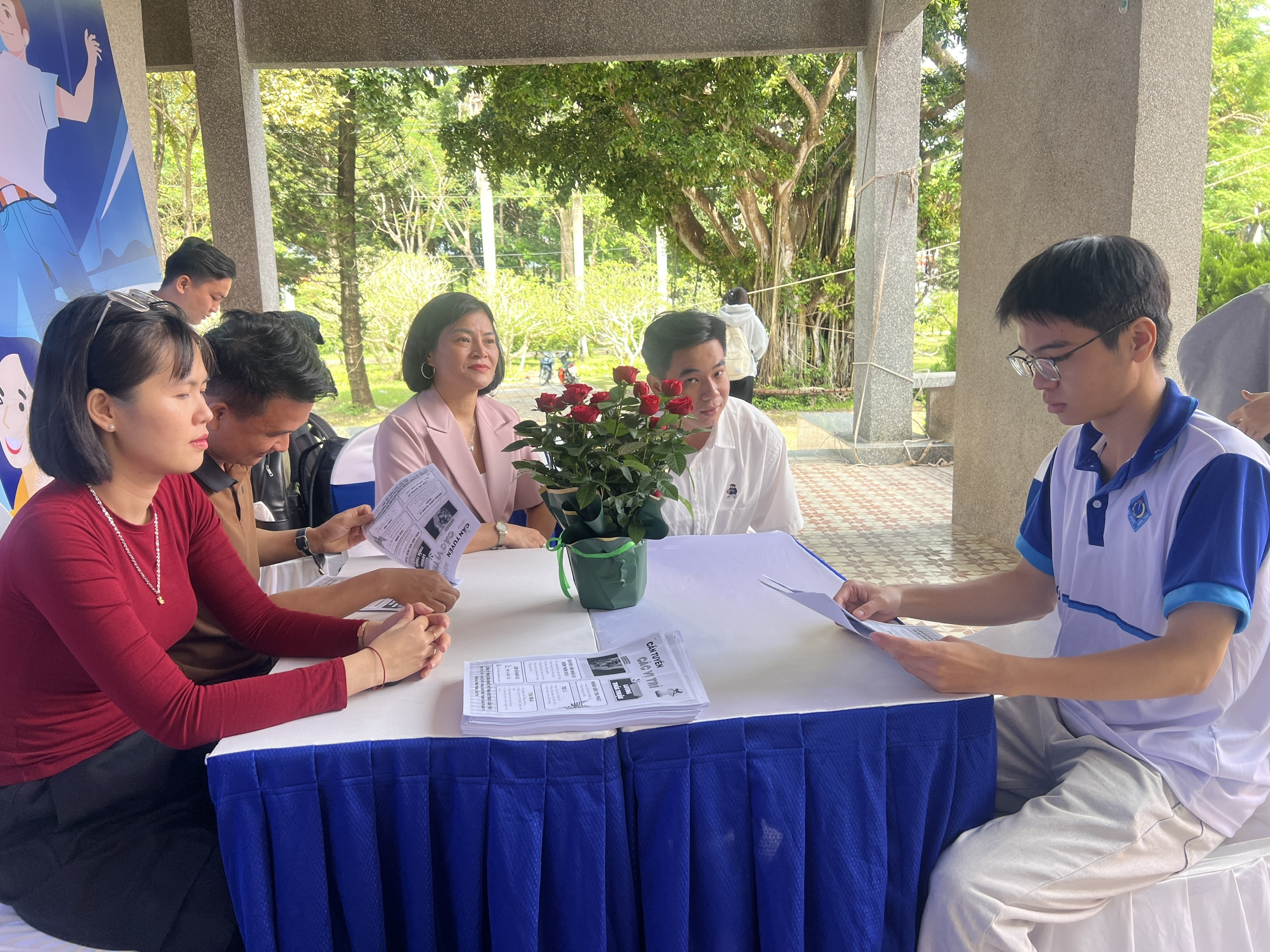 Một doanh nghiệp tuyển 6.000 lao động làm việc tại Khu công nghiệp VSIP Cần Thơ - Ảnh 1.