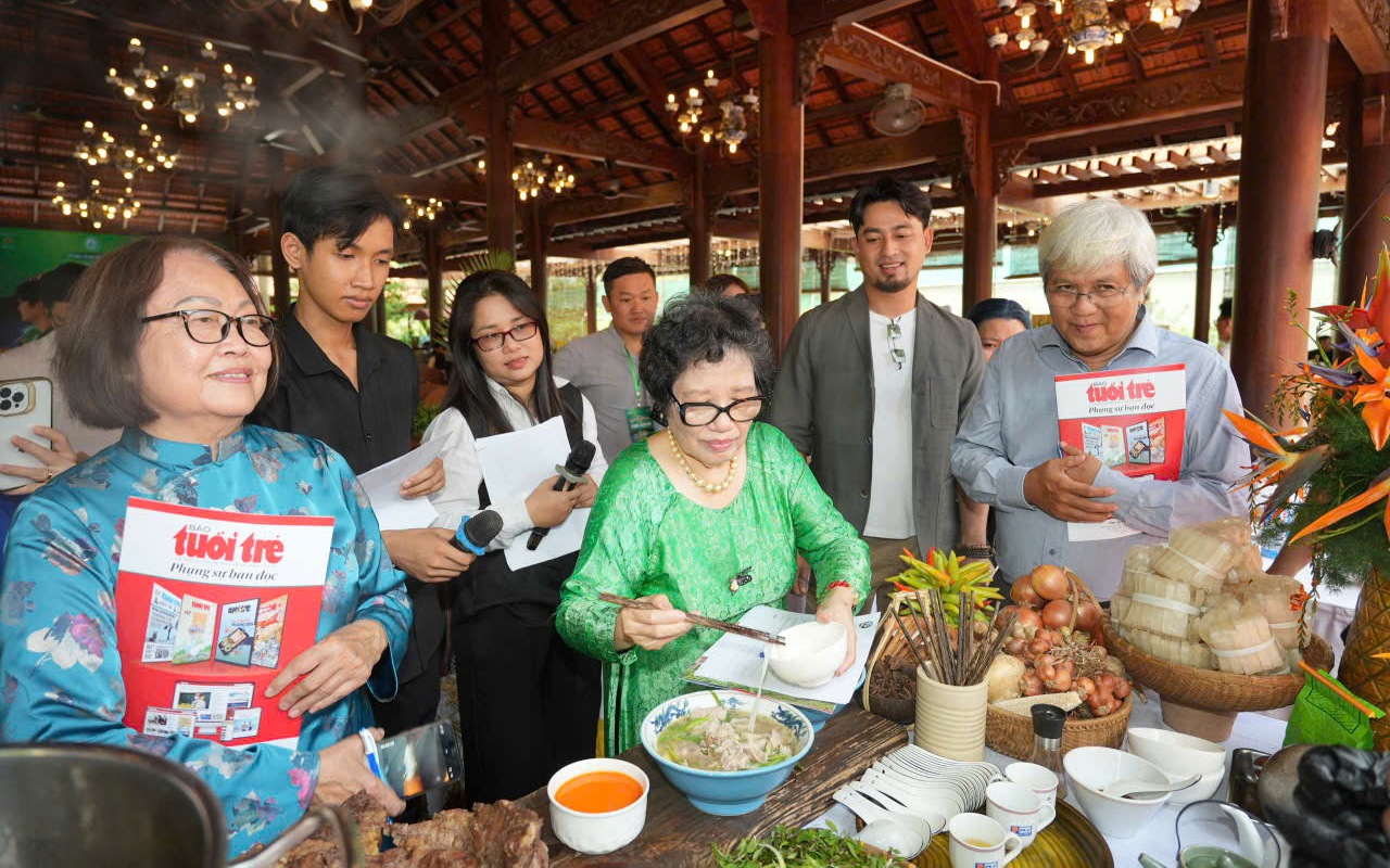 Vietnamese pho celebrated in Europe on Pho Day December 12- Ảnh 2. Vietnamese pho celebrated in Europe on Pho Day December 12- Ảnh 2.