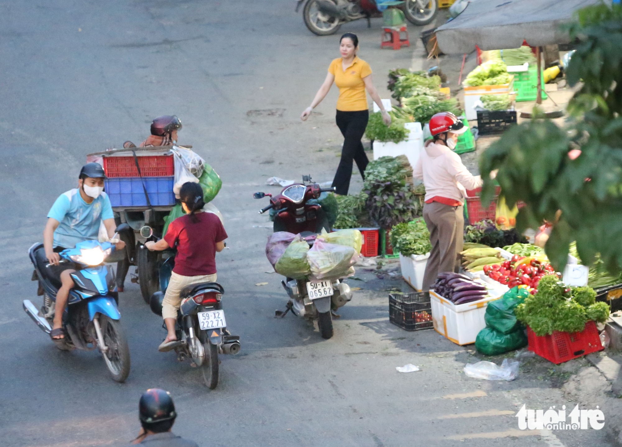 ngược chiều - Ảnh 15.