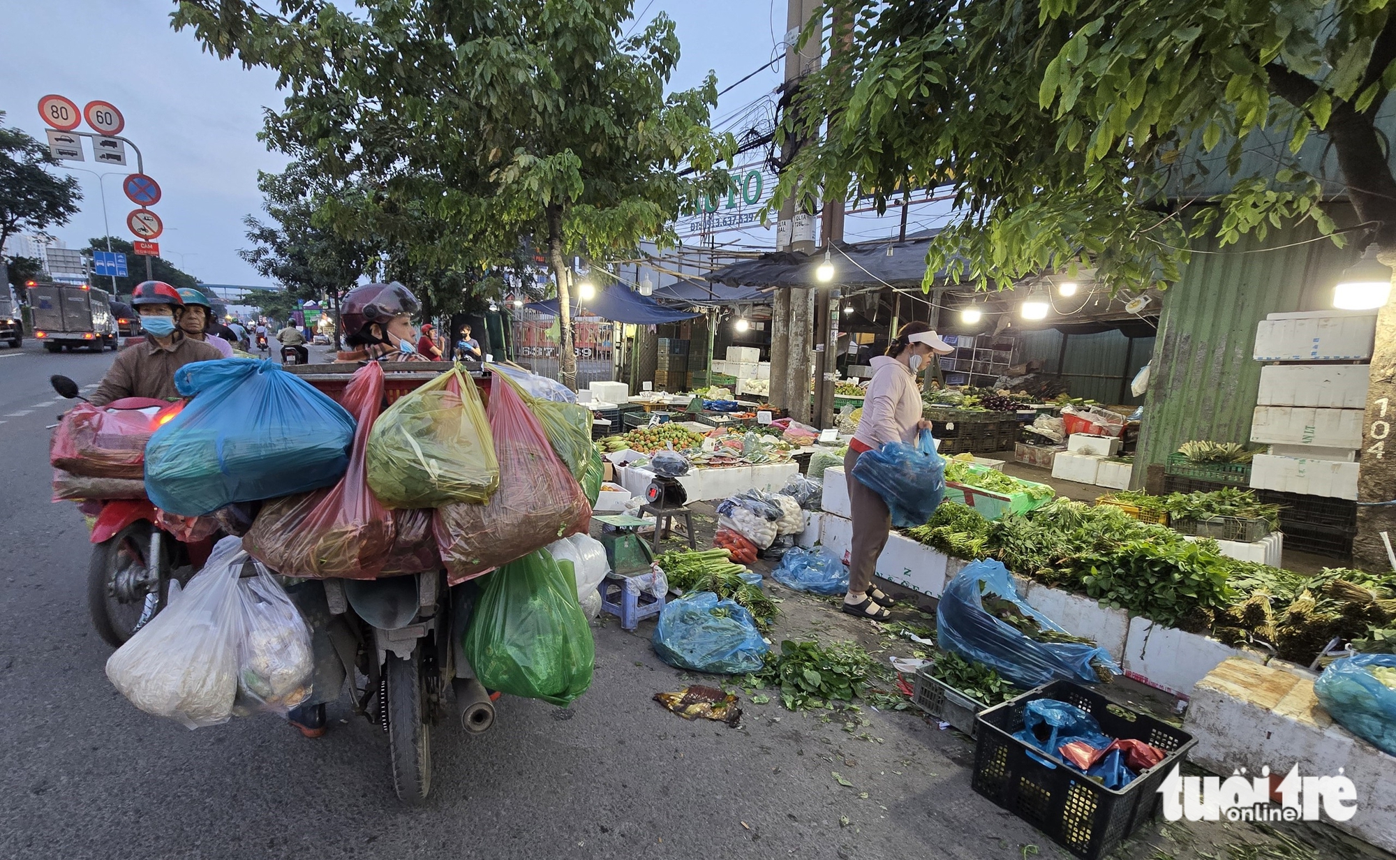 ngược chiều - Ảnh 17.