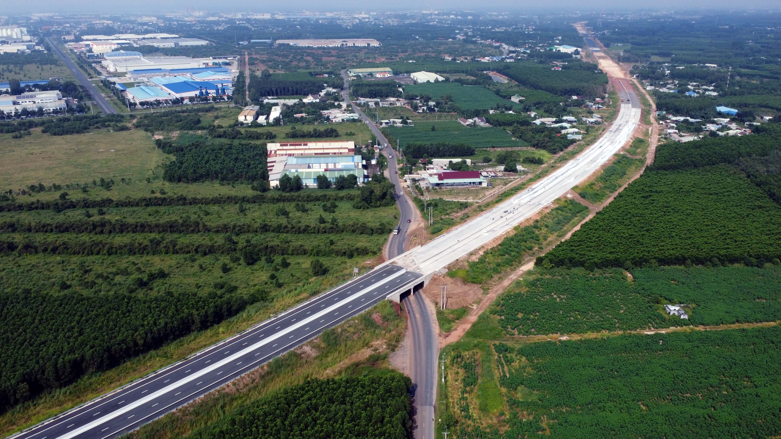 cao tốc - Ảnh 16.