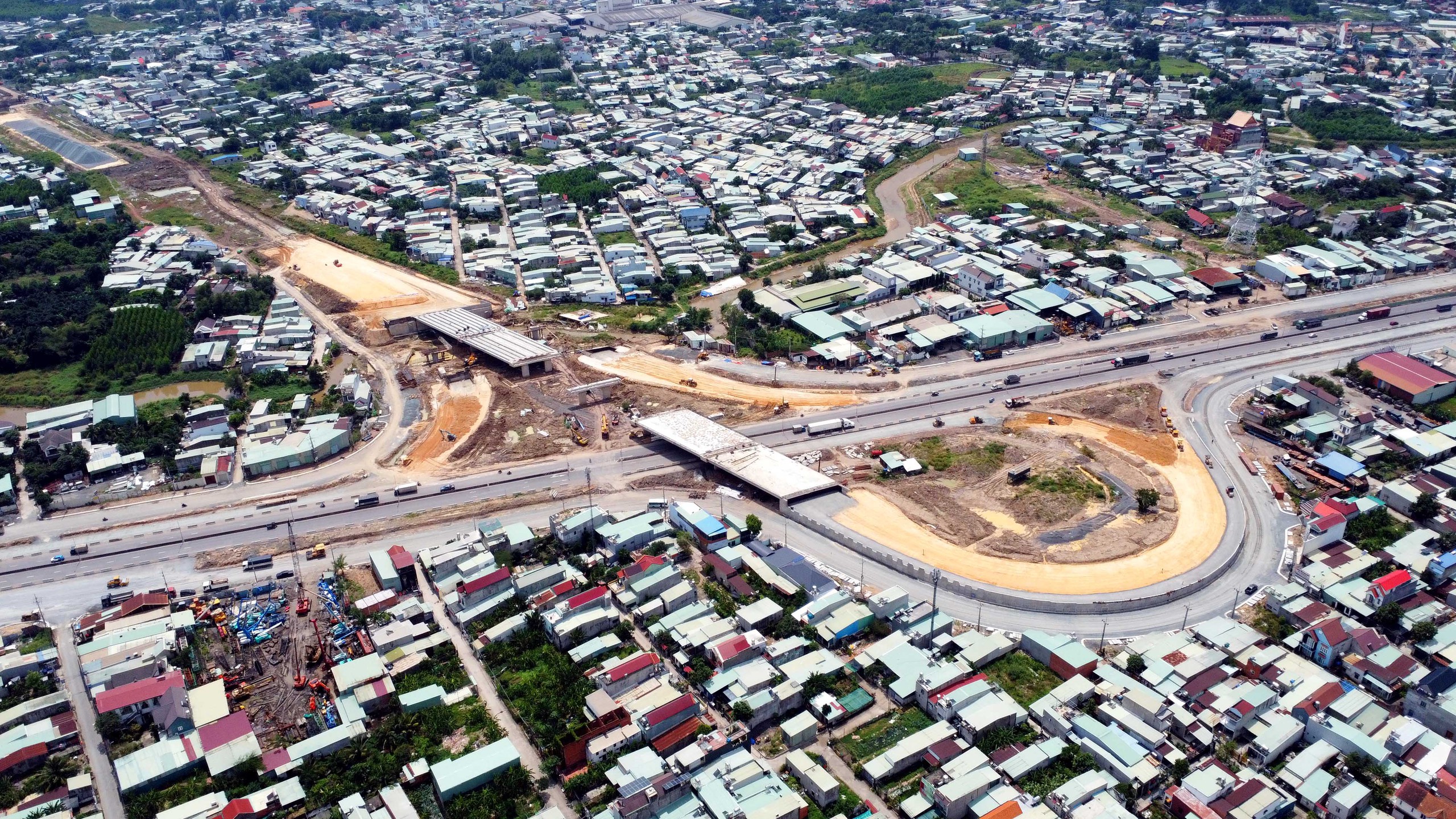 cao tốc - Ảnh 5.
