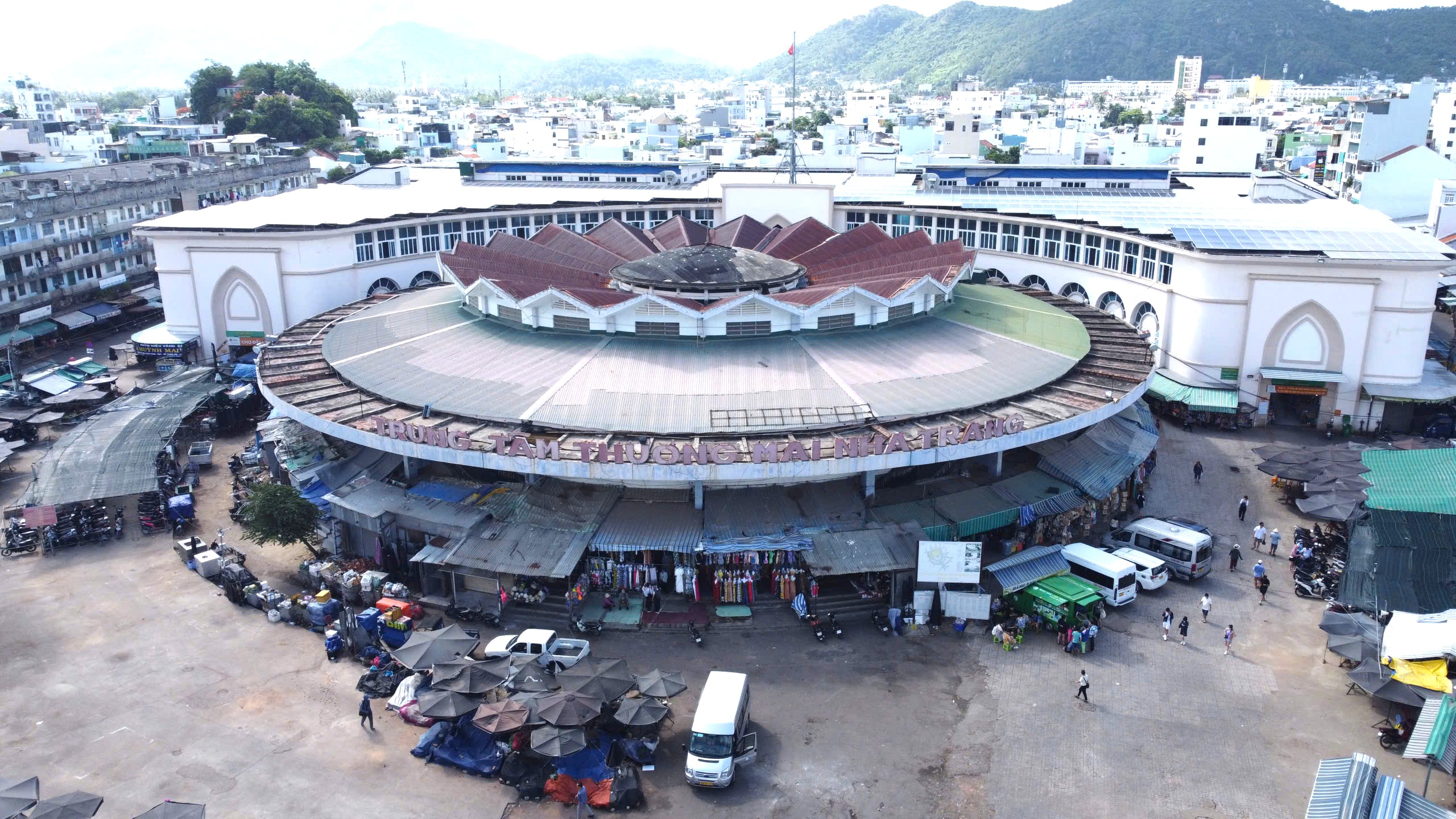 Chợ đầm tròn - Ảnh 2.