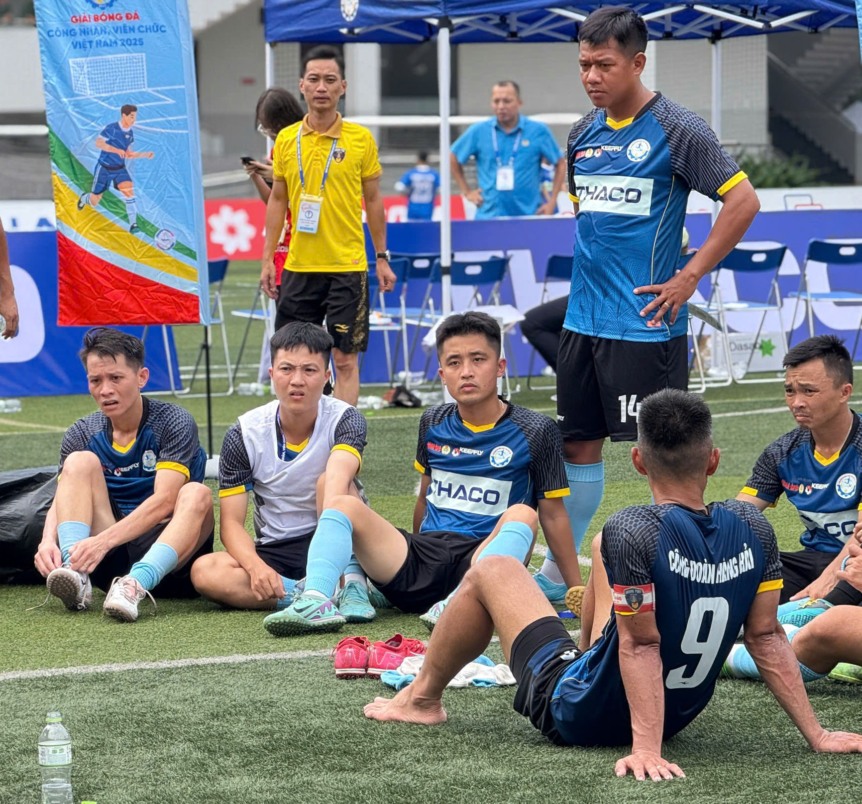 Sinh viên Đại học Nguyễn Tất Thành thực hành chụp ảnh bóng đá: Hơn cả một trải nghiệm - Ảnh 7.