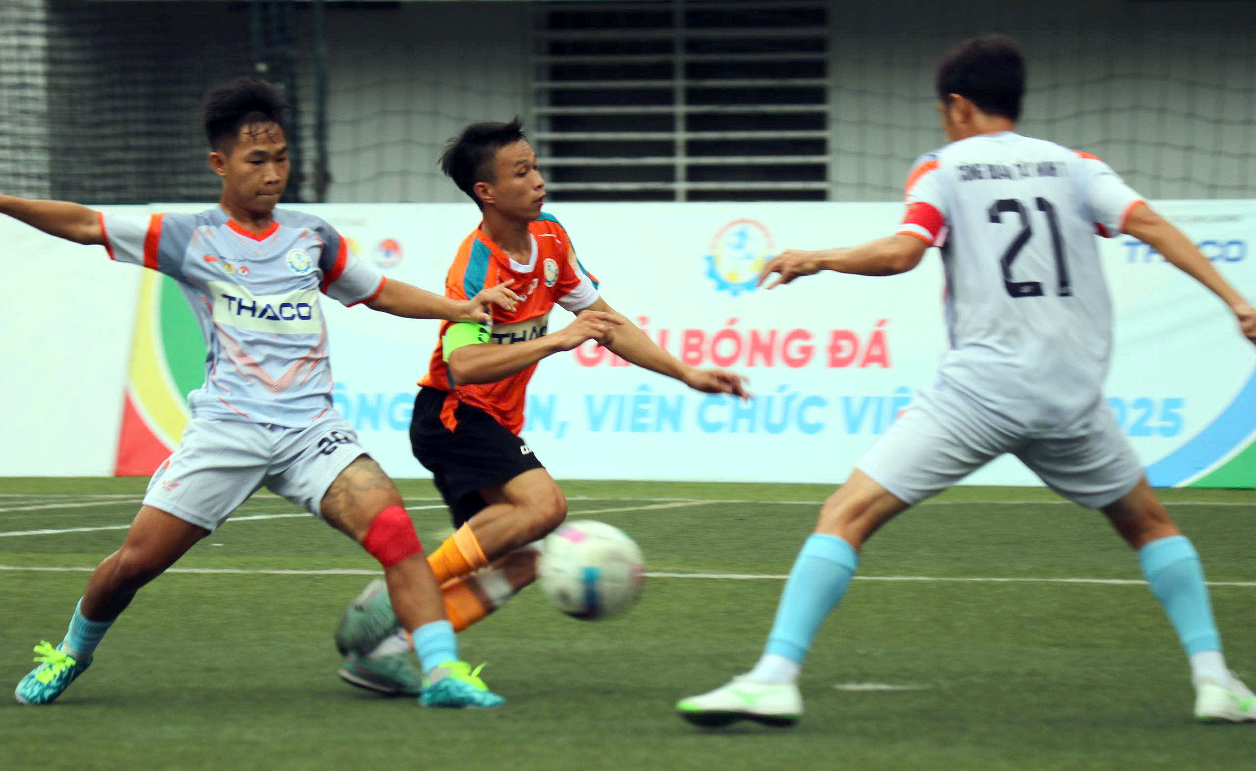 sinh viên - Ảnh 18.