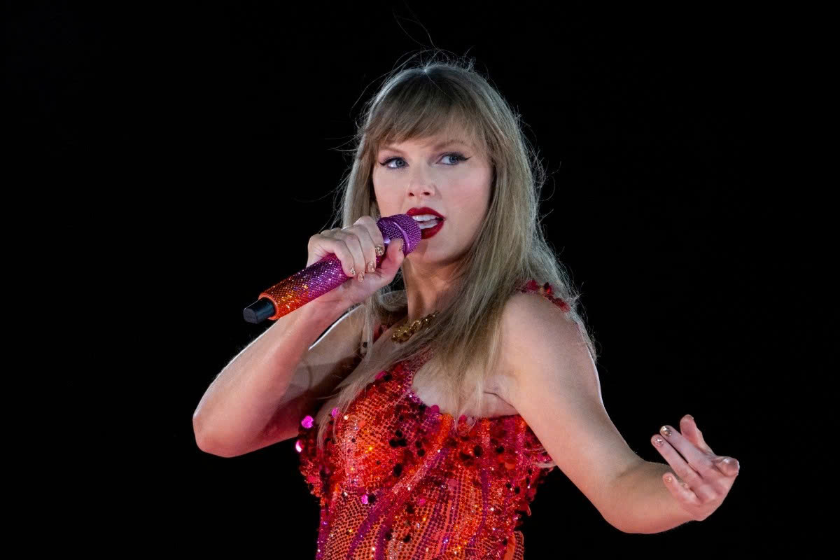 Taylor Swift - Ảnh 1.