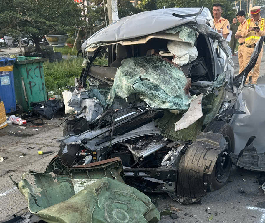 Khởi tố nam TikToker say rượu lái ô tô húc đuôi xe chở rác làm 2 người chết - Ảnh 3.