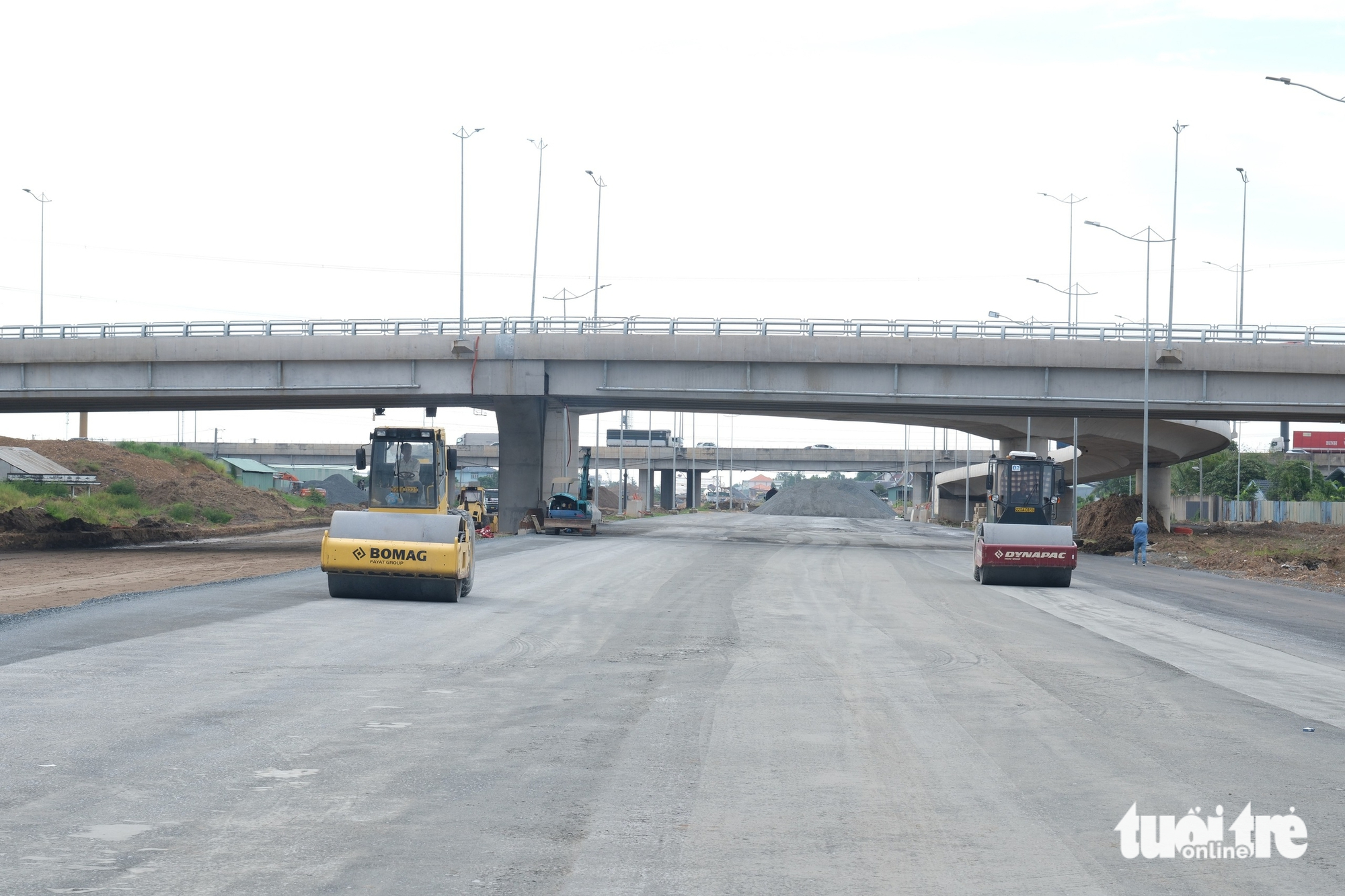 Vành đai 3 qua Tây Ninh đang vượt sông Chợ Đệm, thông xe kỹ thuật cuối tháng 10 - Ảnh 4.