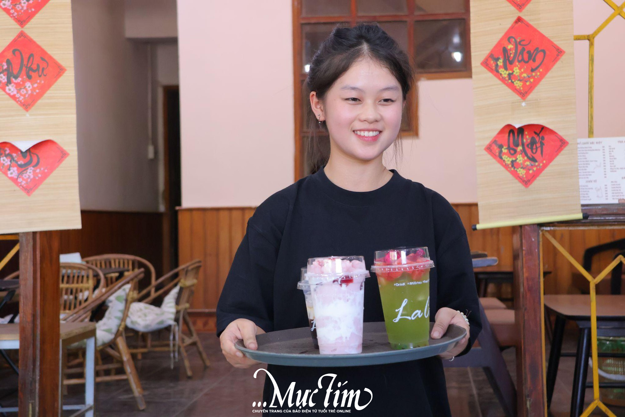 BÀI 2: Cô học trò có đến 4 người mẹ - Ảnh 3.