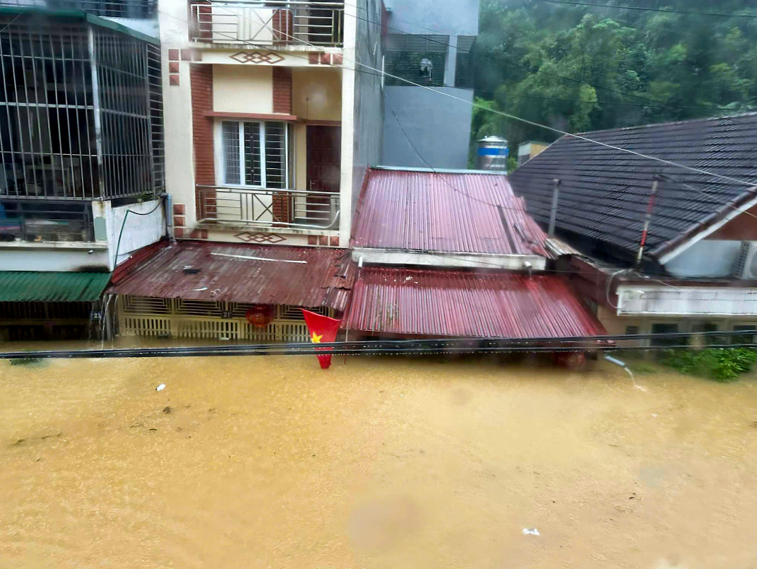 Several parts of Vietnam’s Tuyen Quang Province submerged in historic flood