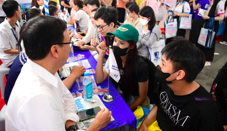 Hình thành trung học nghề: Cần nghiên cứu kỹ, tránh áp dụng đồng loạt - Ảnh 1.