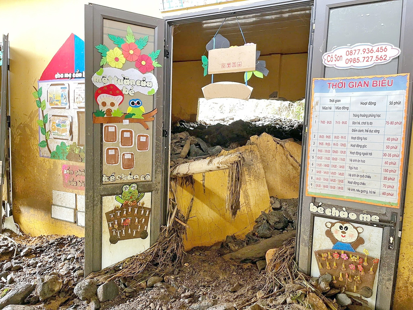 Dồn sức sửa trường đón học trò sau bão - Ảnh 5.