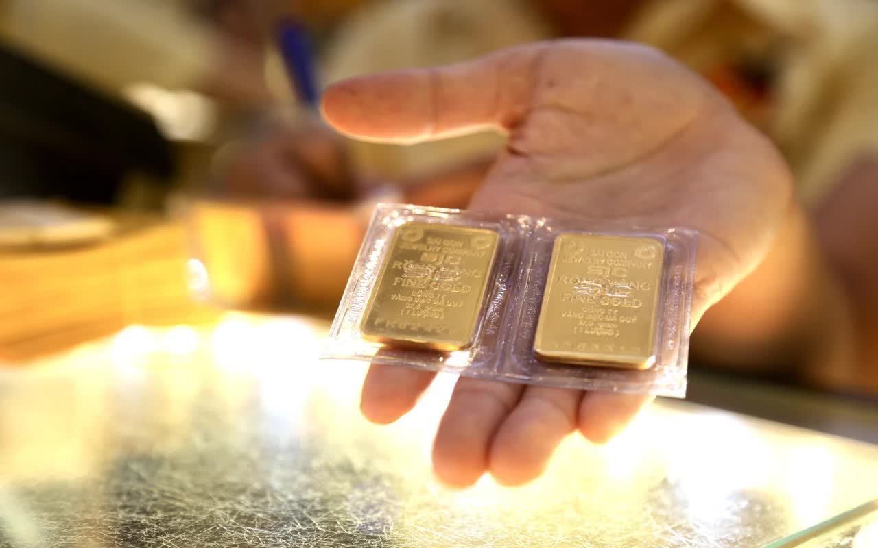 Vietnam’s central bank pledges improved gold supply - Ảnh 2.