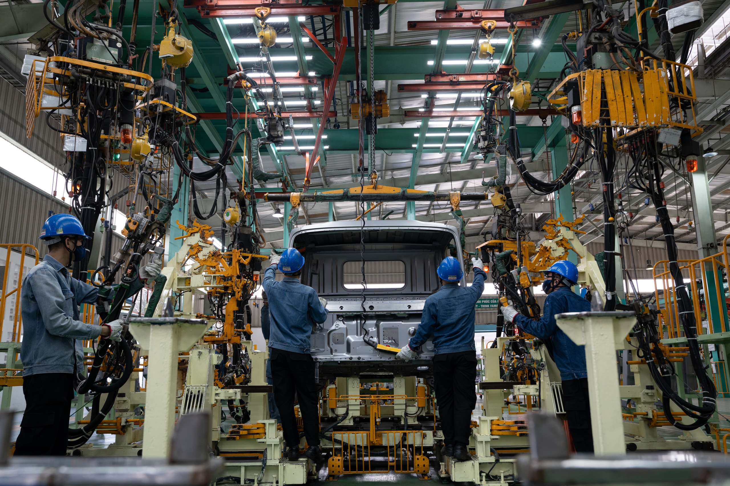 isuzu - Ảnh 2.