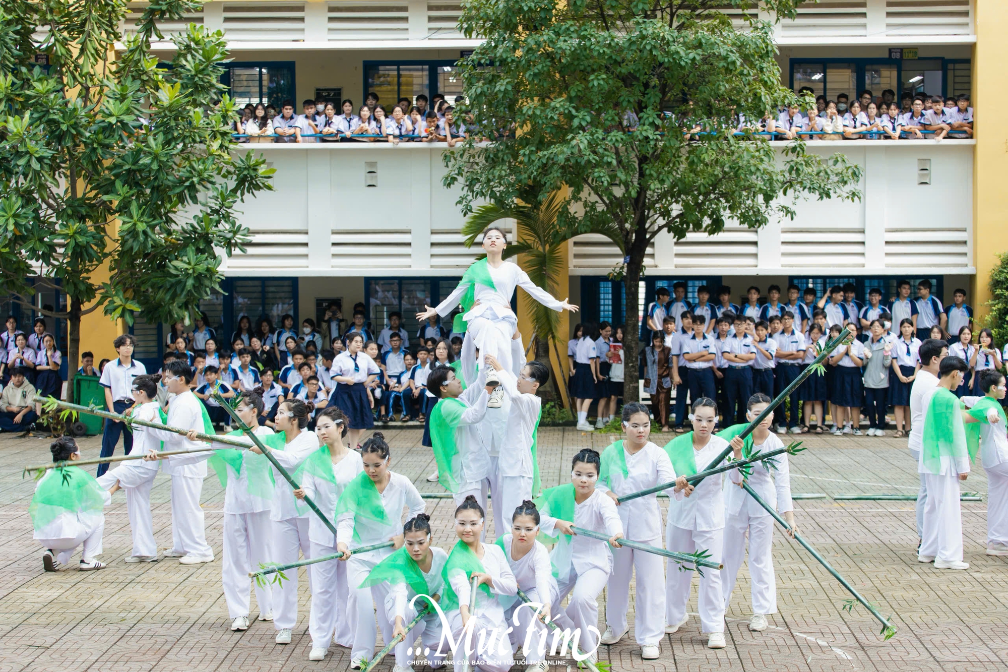 Teen Bình Phú ‘cháy’ hết mình với cuộc thi flashmob giờ ra chơi - Ảnh 9.