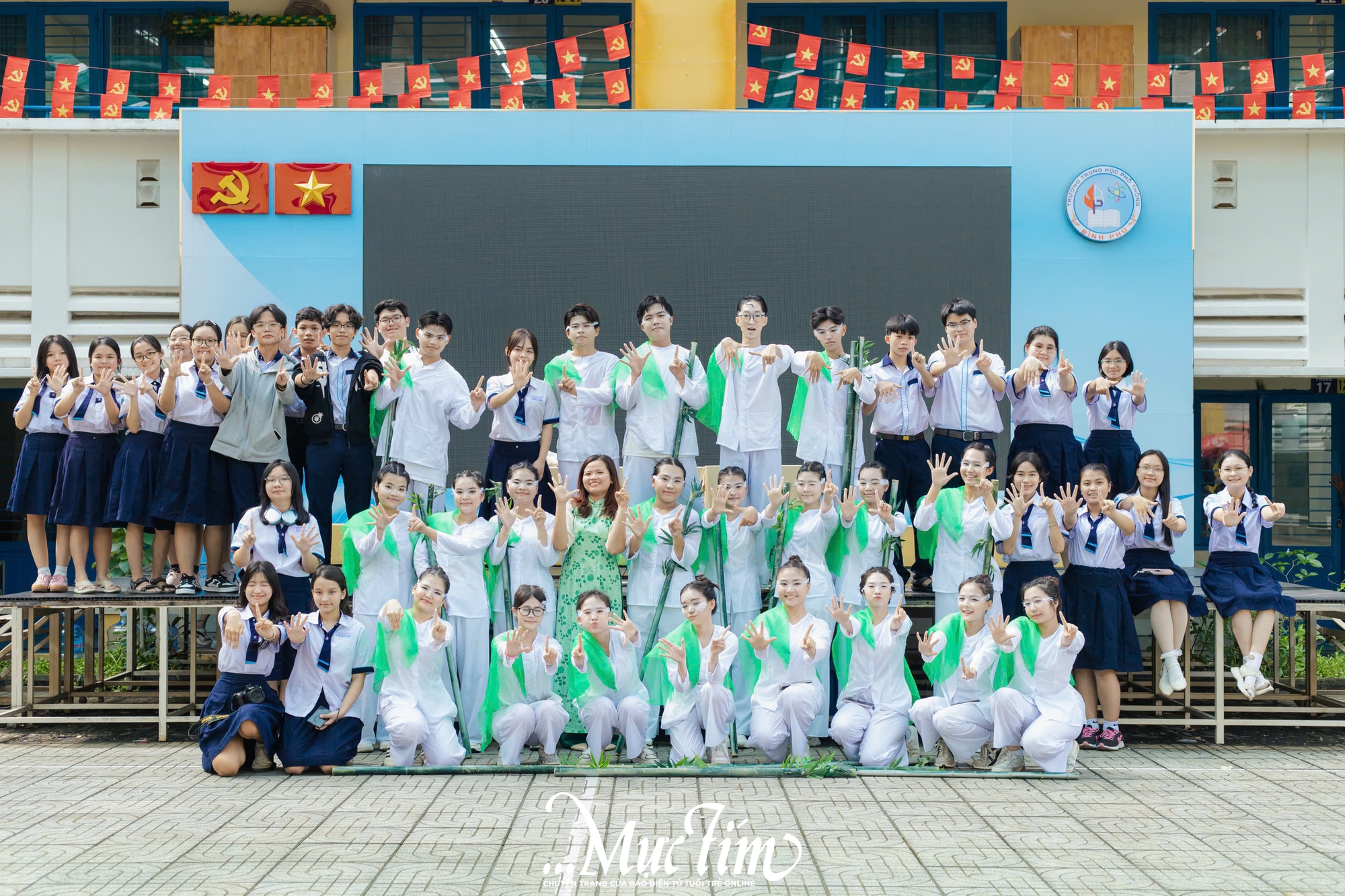 Teen Bình Phú ‘cháy’ hết mình với cuộc thi flashmob giờ ra chơi - Ảnh 19.