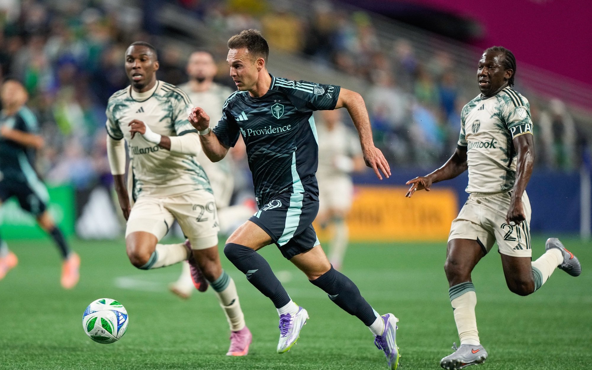 Kết quả các trận MLS Cup 2025 ngày 27-10: Philadelphia đánh bại Chicago Fire - Ảnh 2.