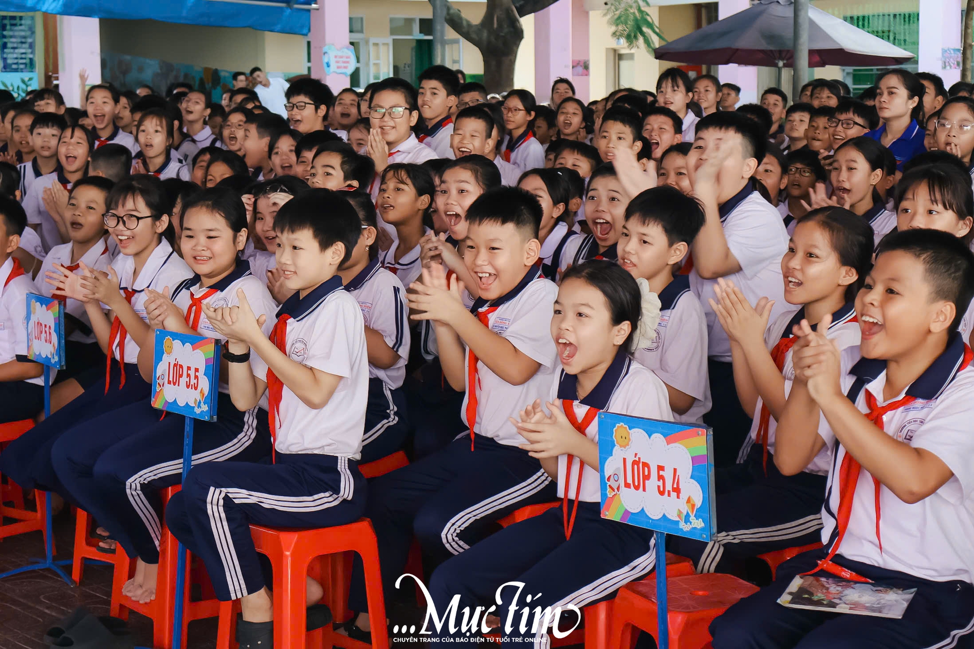 Học sinh Trường tiểu học Tân Đông Hiệp học cách ăn đúng, sống khỏe- Ảnh 4. Học sinh Trường tiểu học Tân Đông Hiệp học cách ăn đúng, sống khỏe- Ảnh 4.