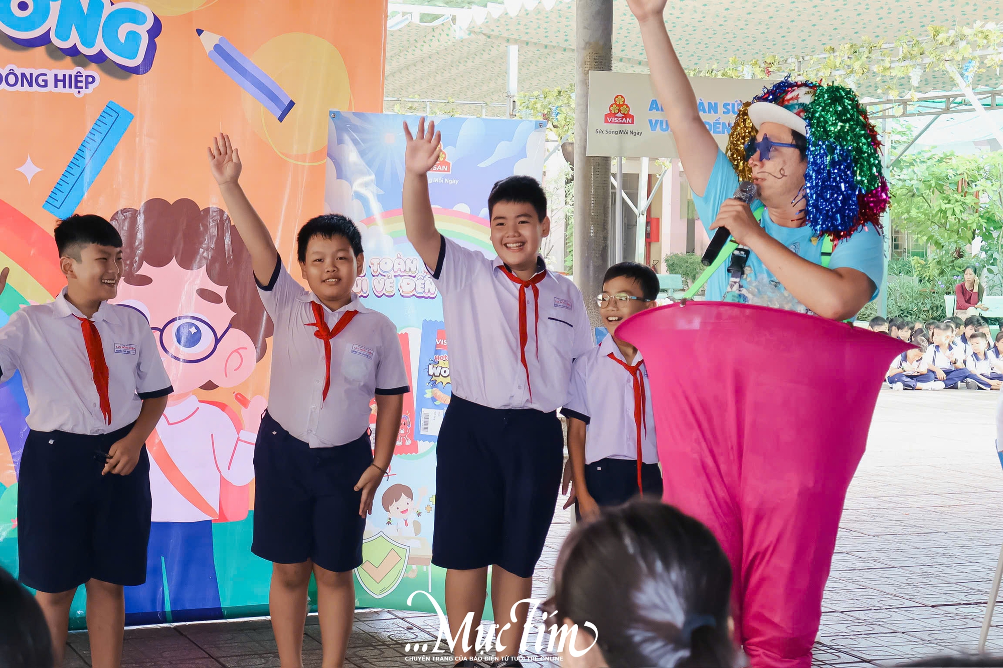 Học sinh Trường tiểu học Tân Đông Hiệp học cách ăn đúng, sống khỏe- Ảnh 5. Học sinh Trường tiểu học Tân Đông Hiệp học cách ăn đúng, sống khỏe- Ảnh 5.