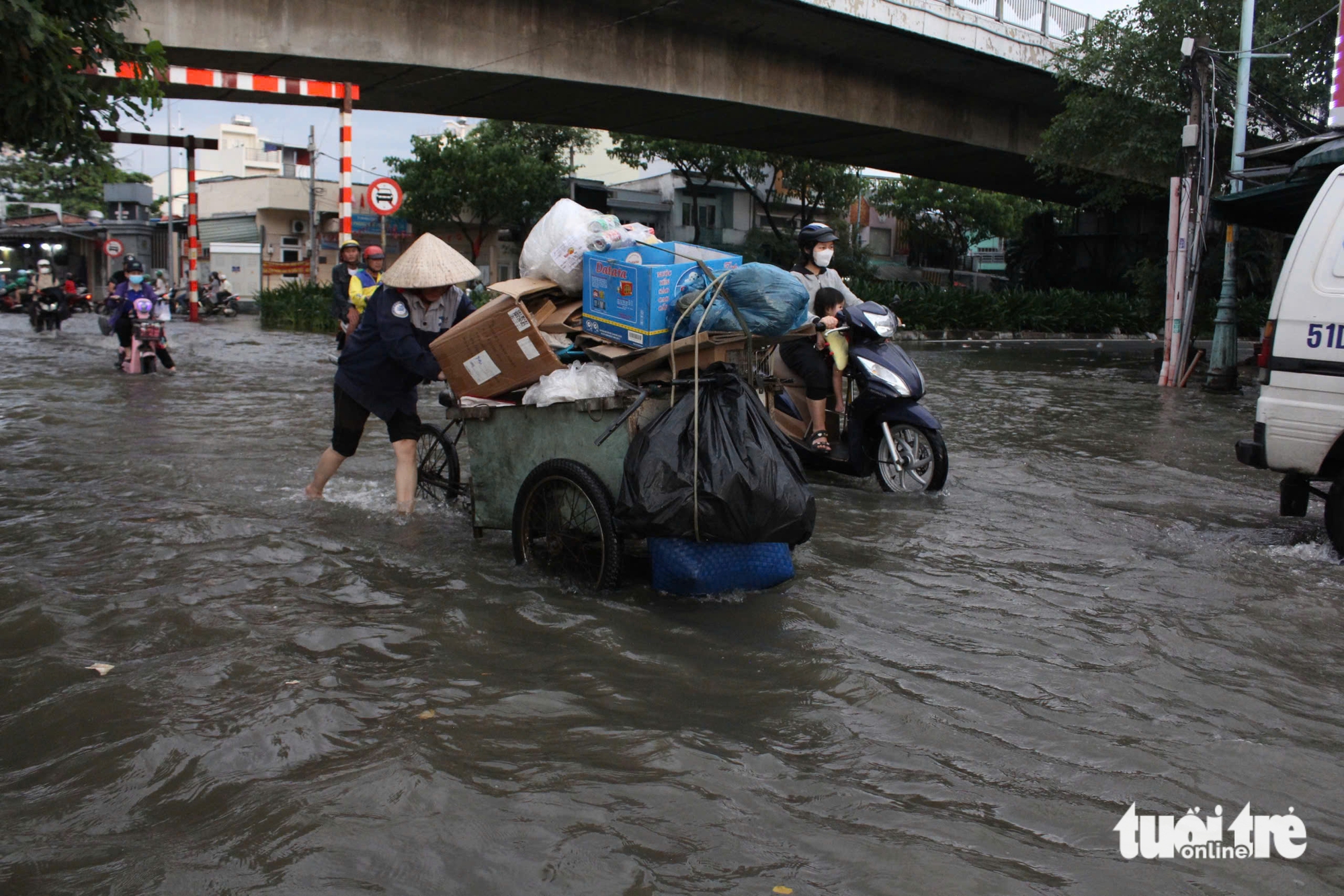 triều cường - Ảnh 7.