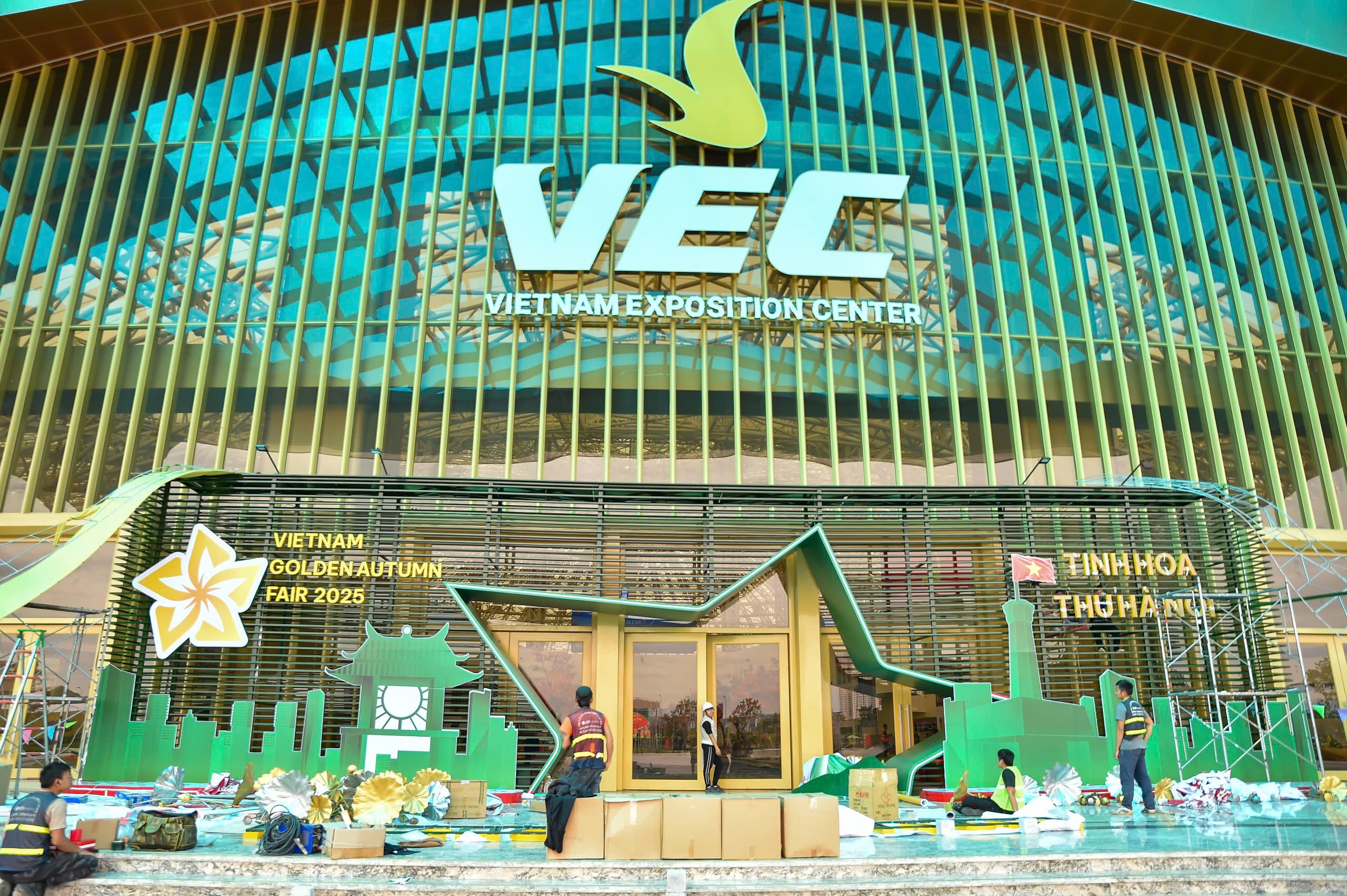 Lịch chạy xe đưa đón miễn phí tham quan Hội chợ mùa thu - Ảnh 1. hội chợ mùa thu - Ảnh 1.