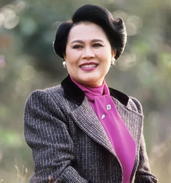 Vương thái hậu Sirikit - Ảnh 1.