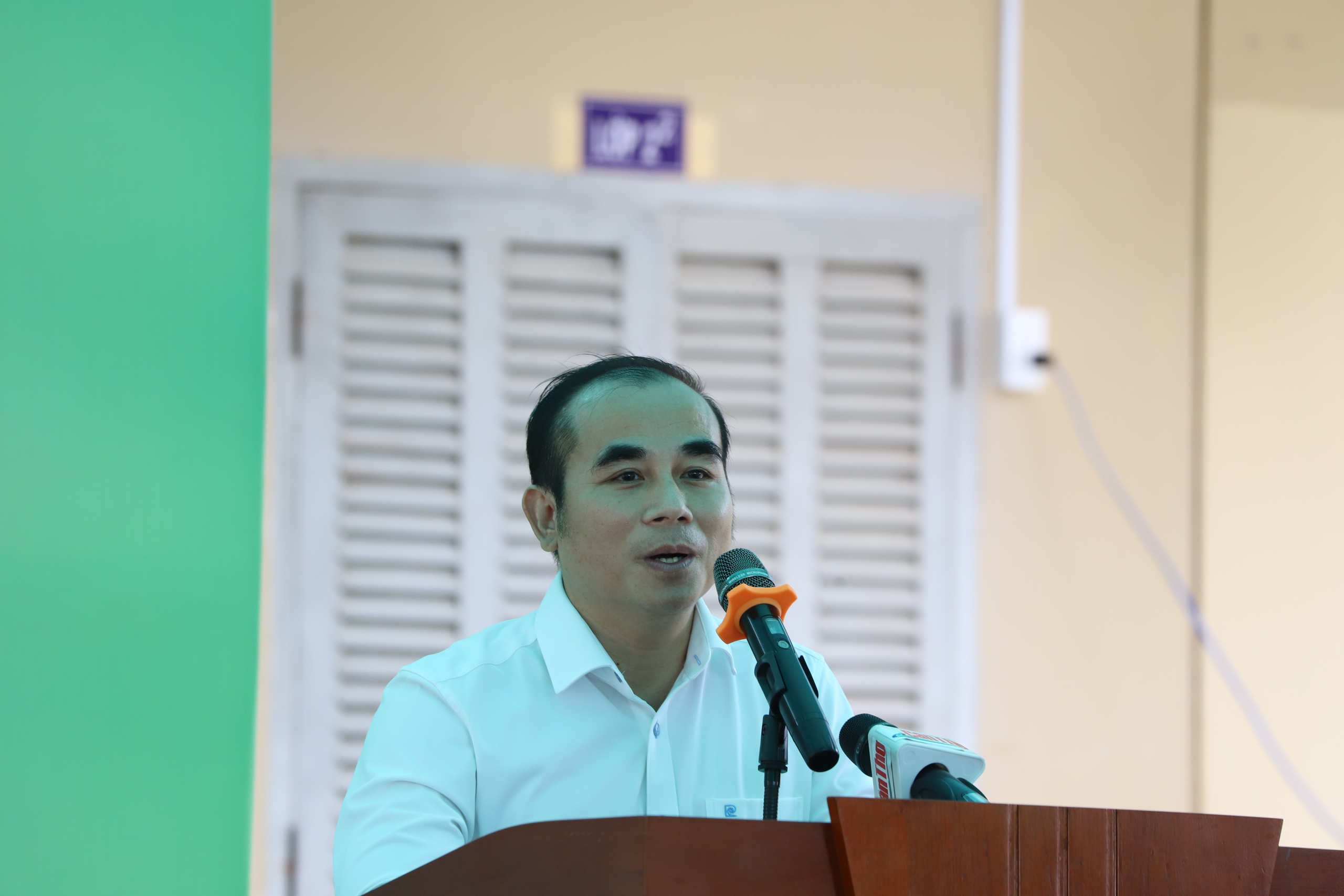 'Gieo mầm tri thức' đến với học sinh xã Bảo Thạnh, Vĩnh Long - Ảnh 3.