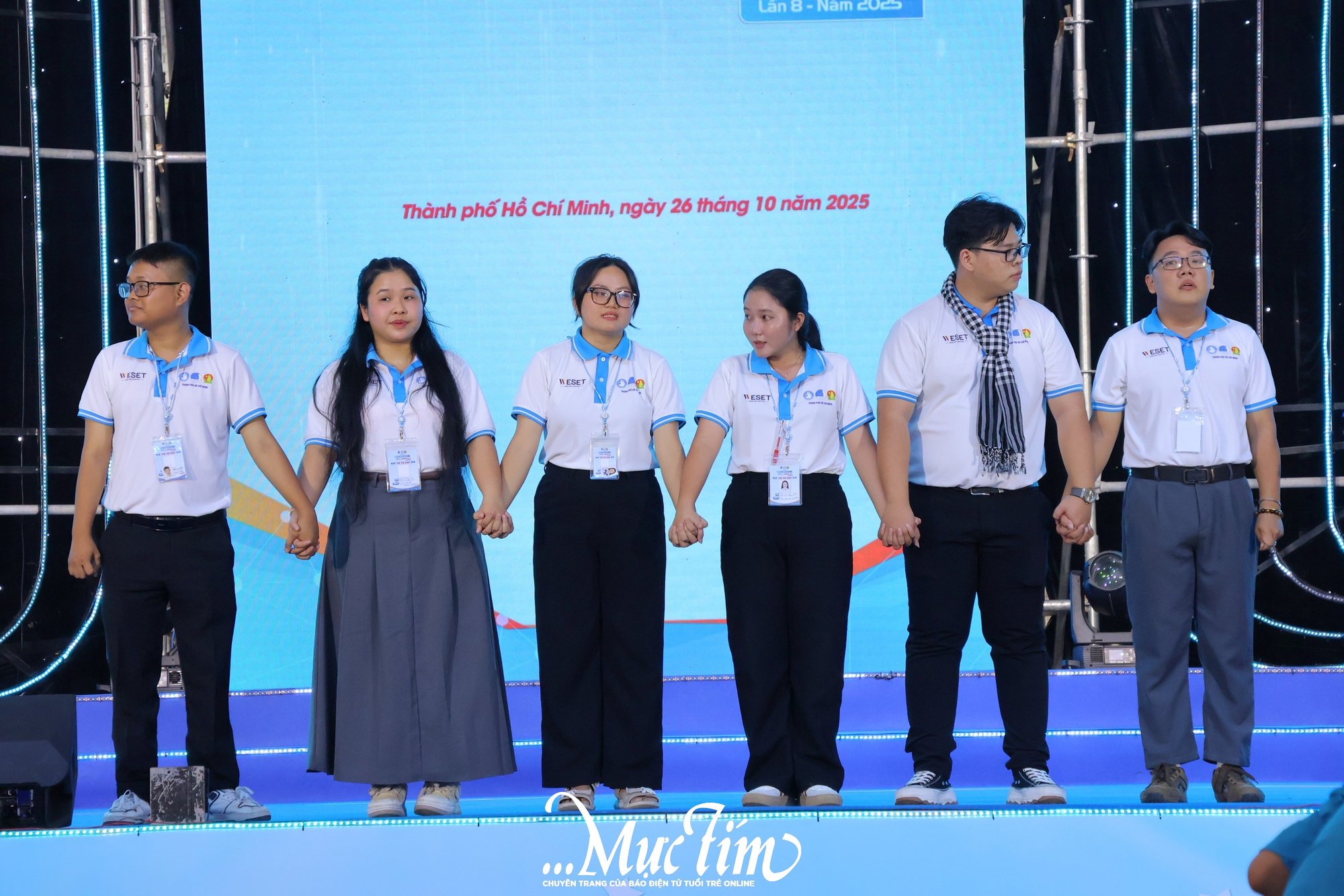 Giáo viên Trường tiểu học Dương Công Khi đoạt giải nhất Hội thi quản trò "Tôi và đồng đội"- Ảnh 13.