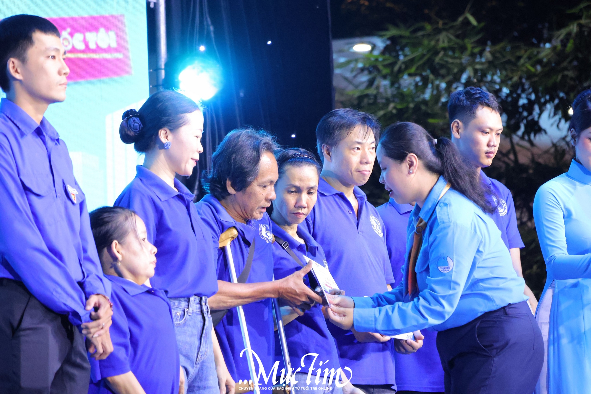 Hội Liên hiệp Thanh niên Việt Nam TP.HCM tuyên dương 33 thanh niên công nhân tiêu biểu- Ảnh 4.