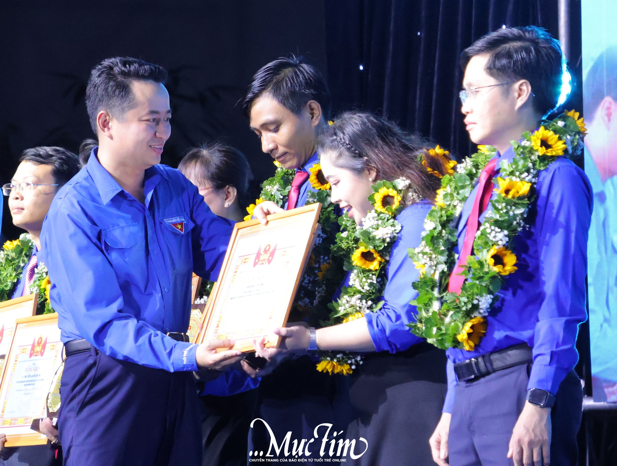 Hội Liên hiệp Thanh niên Việt Nam TP.HCM tuyên dương 33 thanh niên công nhân tiêu biểu- Ảnh 5.